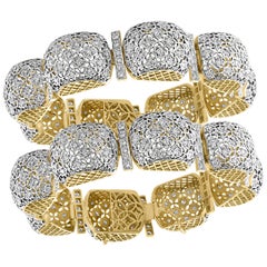 Mugul Style 18 Karat Yellow Gold and Diamonds Pair of Bangle / Bracelet