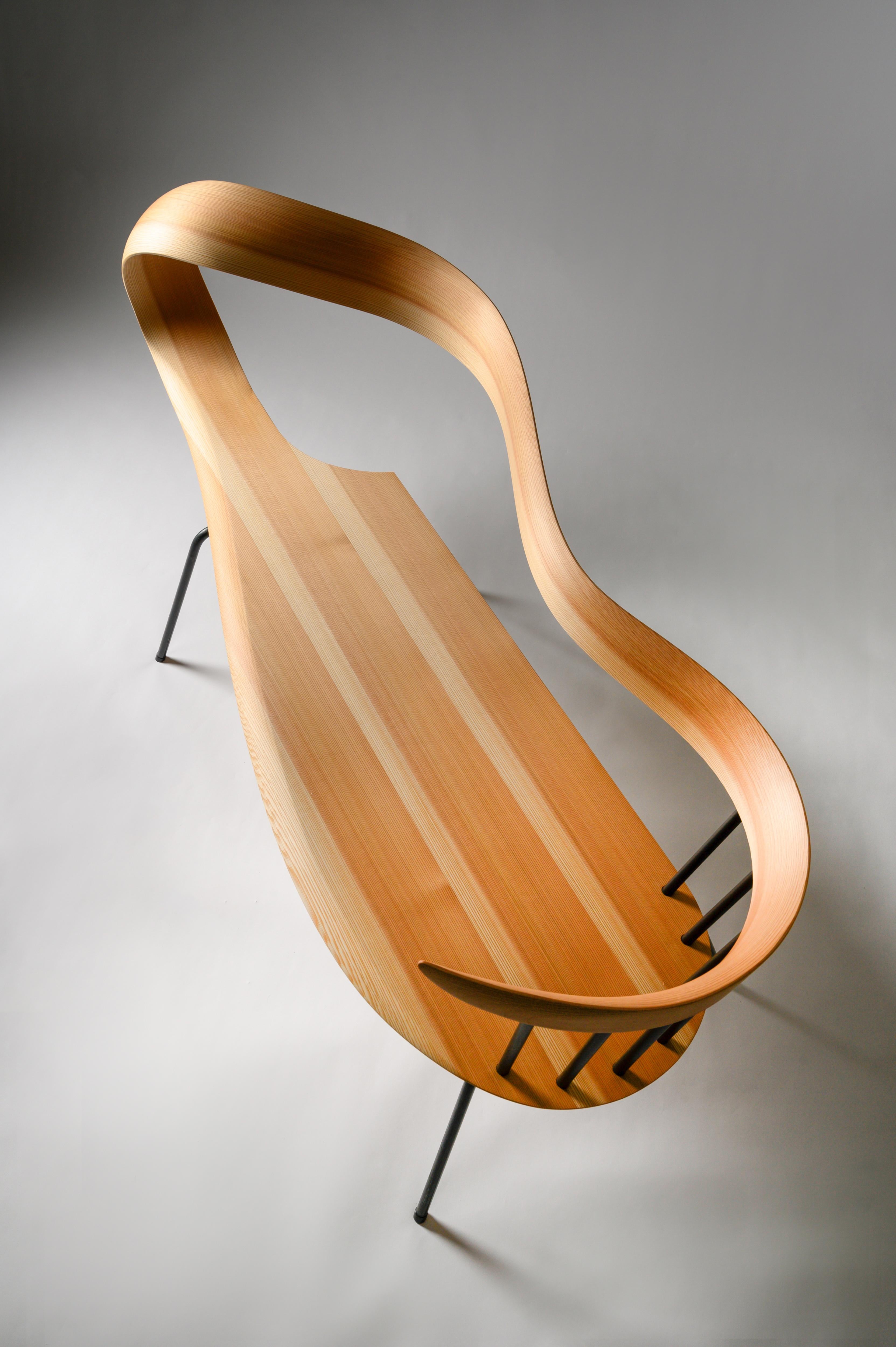 XXIe siècle et contemporain Muji 2 Seater Chair Chaise en bois courbé de style contemporain japonais en vente