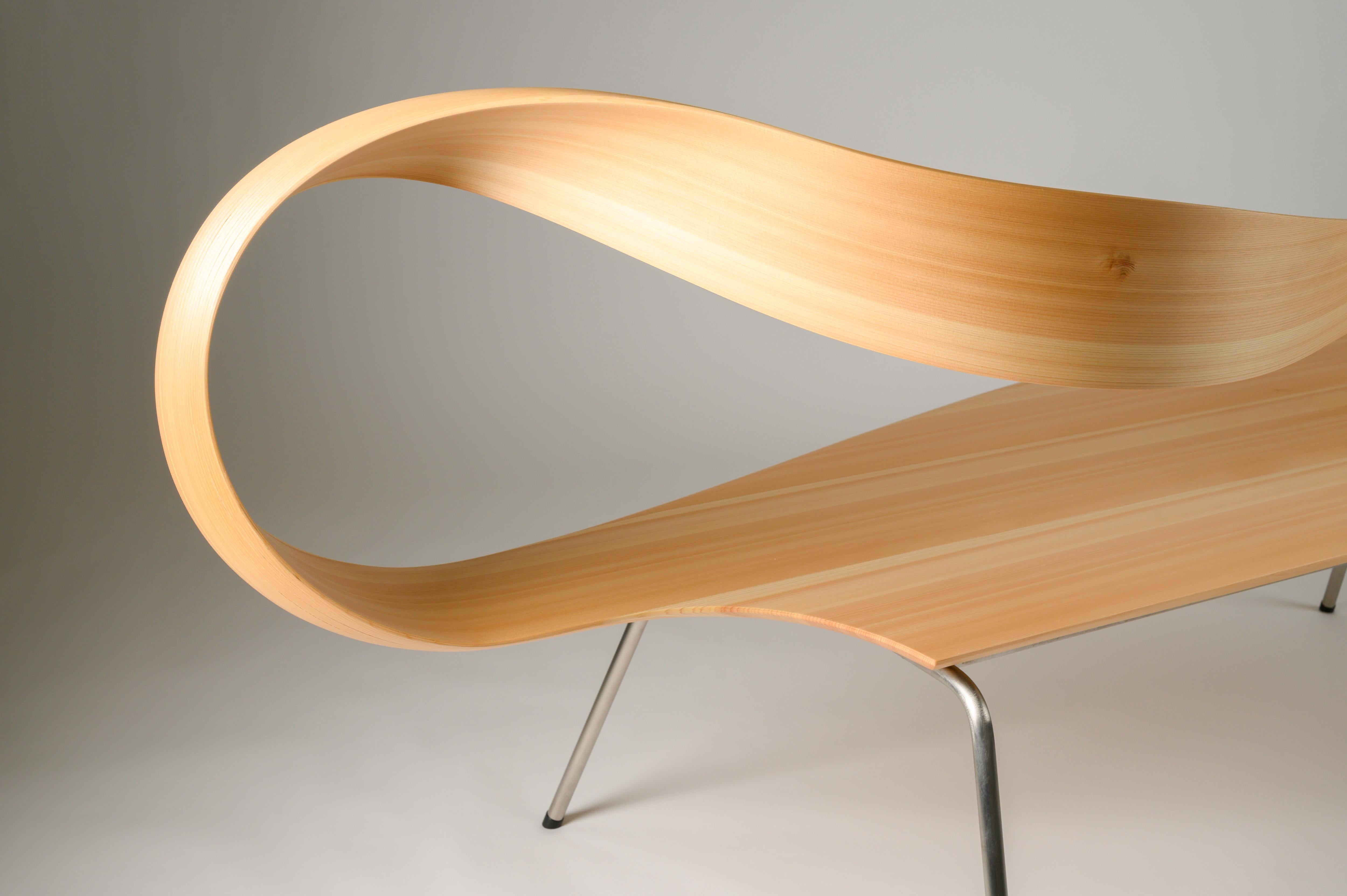 XXIe siècle et contemporain Muji 2 Seater Chair 2 Chaise japonaise en bois courbé de style contemporain en vente
