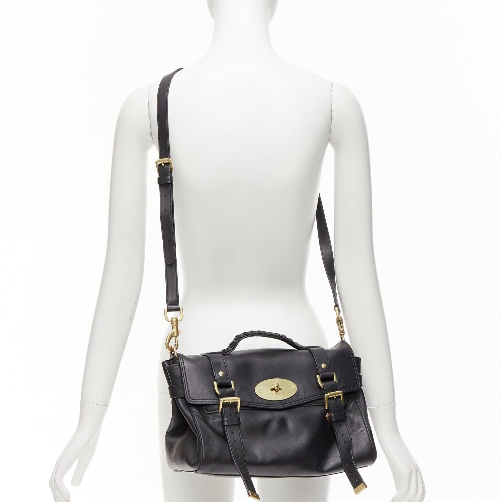 MULBERRY Alexa black calfskin gold vintage buckle straps satchel crossbody bag
Reference: TGAS/D01102
Brand: Mulberry
Model: Alexa
Material: Leather
Color: Black, Gold
Pattern: Solid
Closure: Turnlock
Lining: Black Leather
Extra Details: