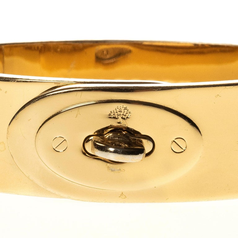 Mulberry Bayswater Goldfarbenes, goldfarbenes Armband im Angebot bei 1stDibs