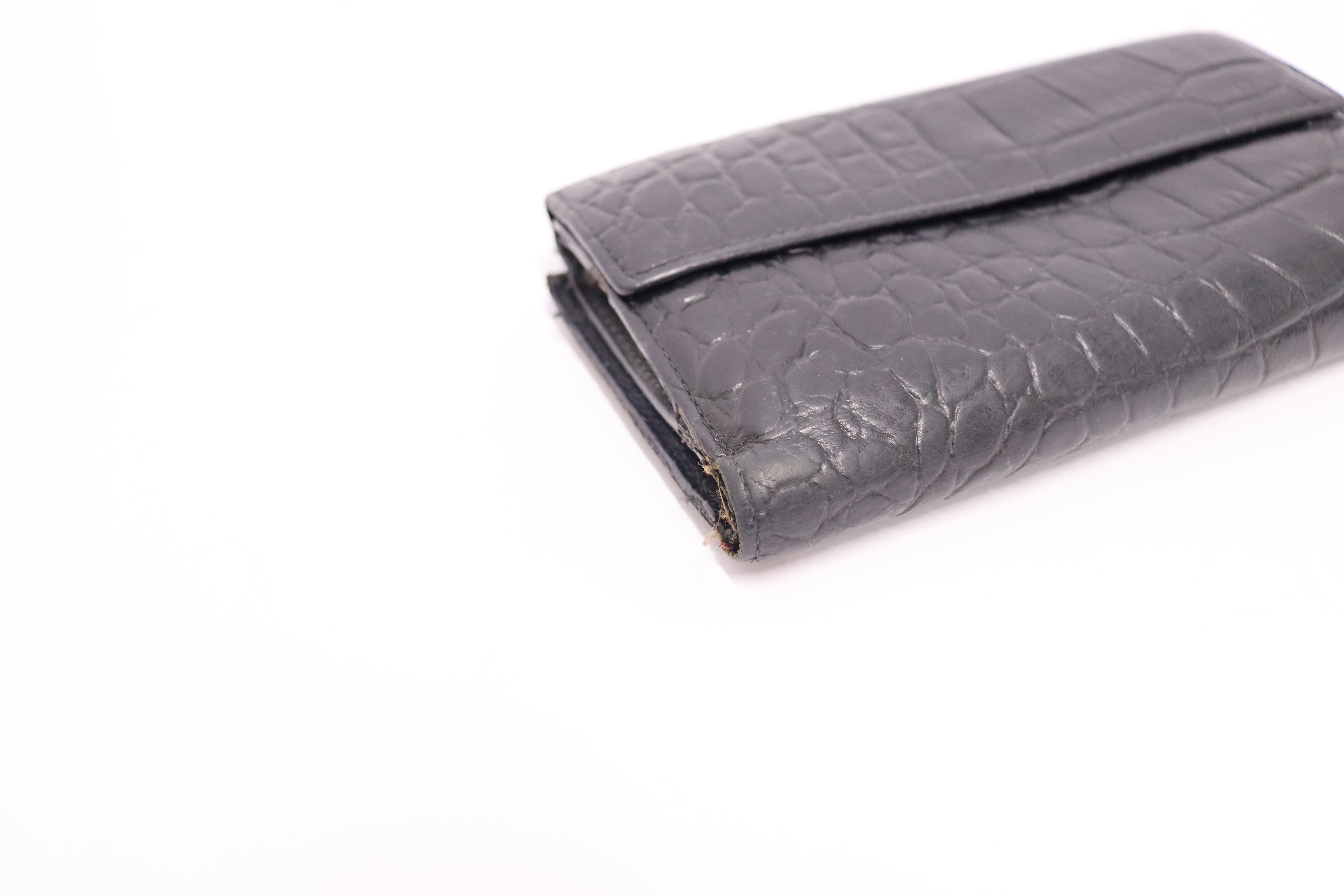 Mulberry Black Croc Print Leather Wallet. For Sale 3