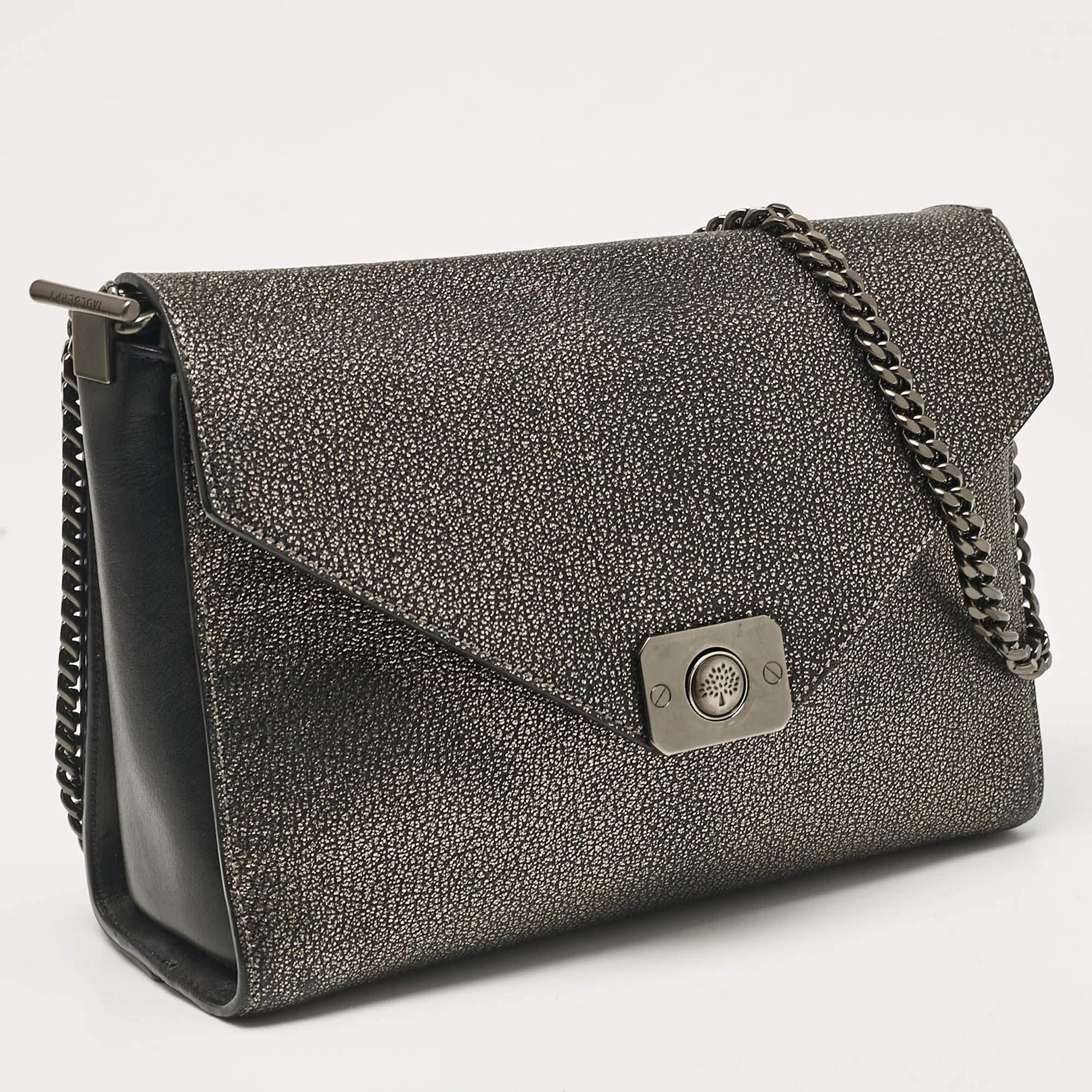 Mulberry Black/Metallic Leather Delphie Duo Chain Shoulder Bag In Good Condition In Dubai, Al Qouz 2