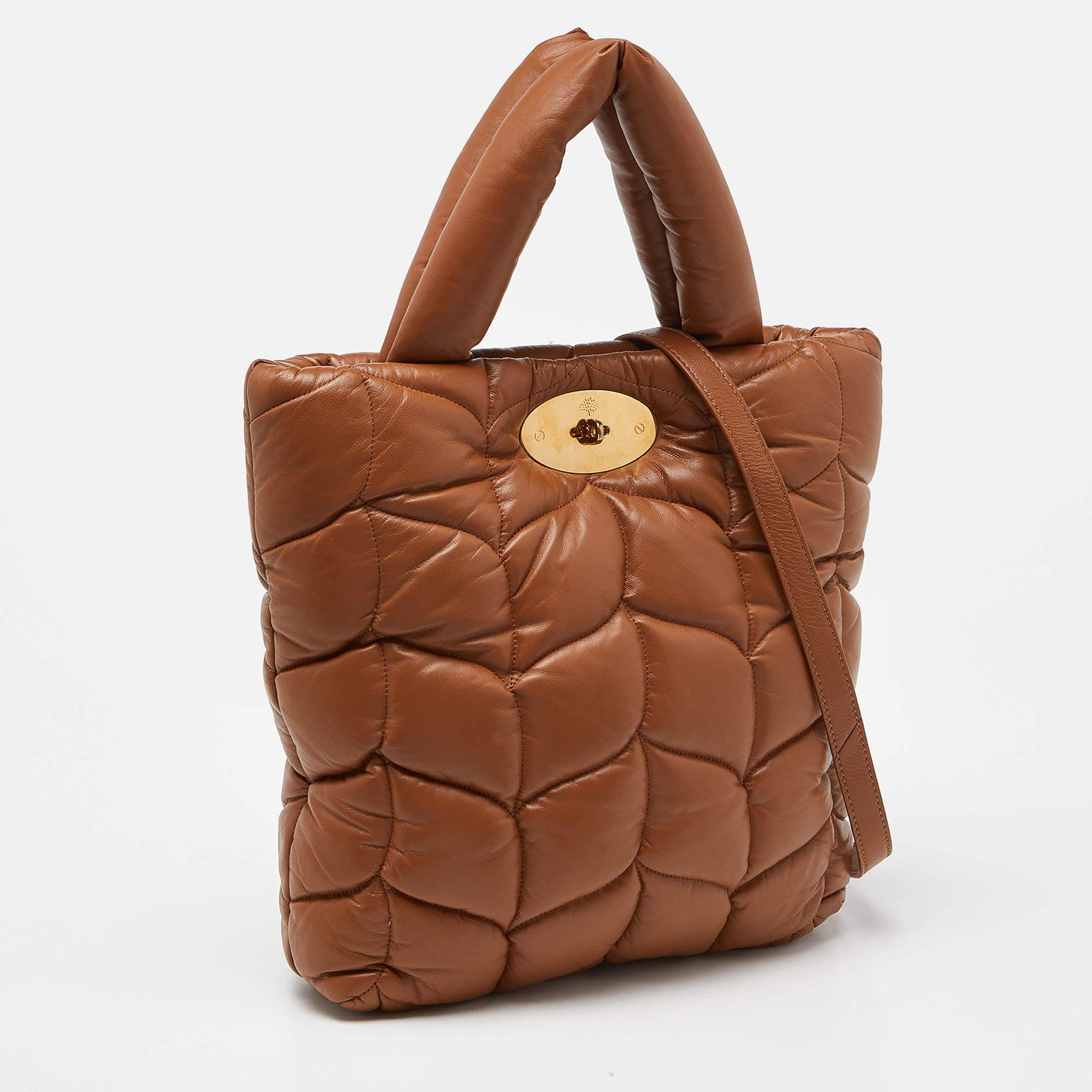 Mulberry Brown Padded Leather Softie Tote In New Condition For Sale In Dubai, Al Qouz 2