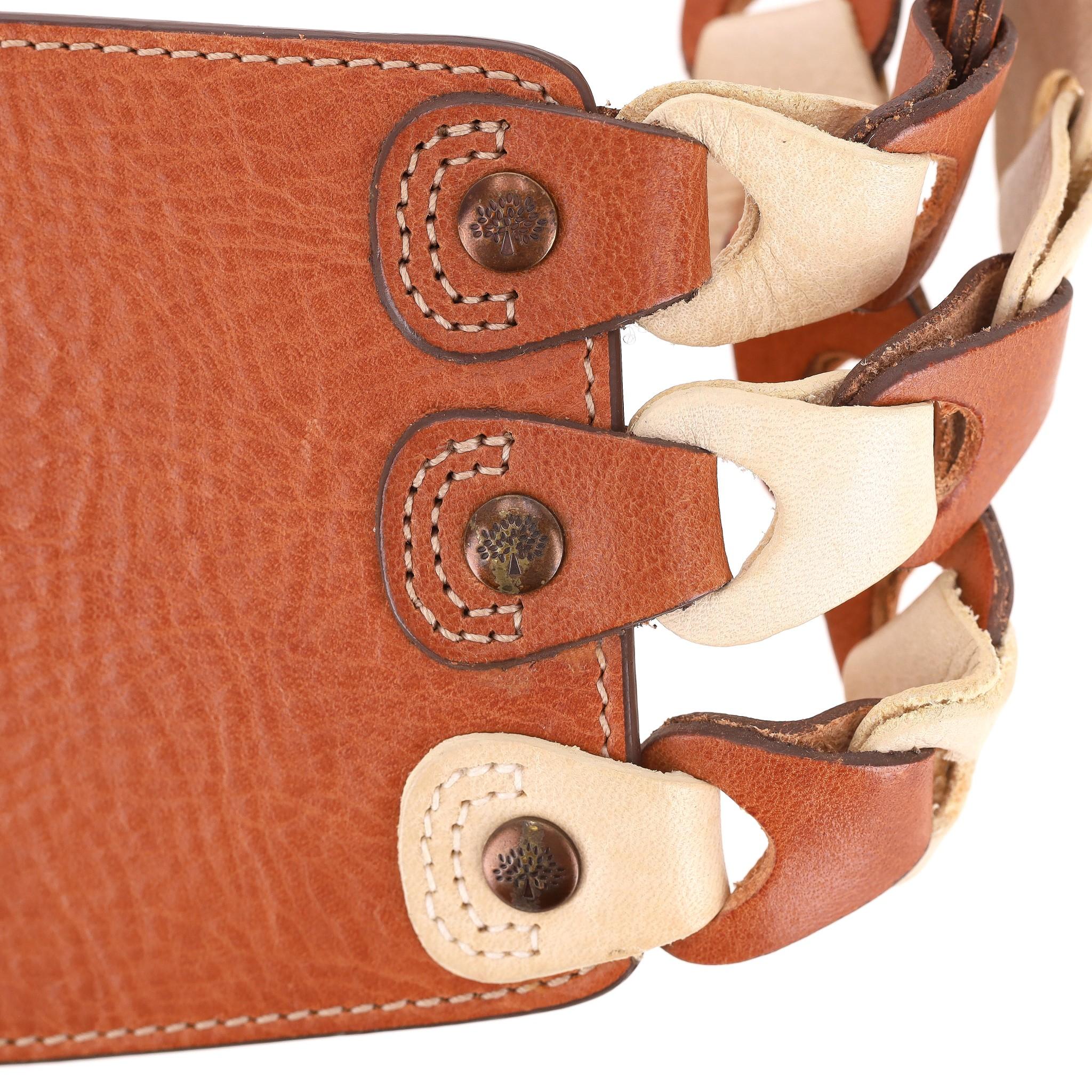 Cinturón de cuero trenzado con cincha Mulberry en venta 4