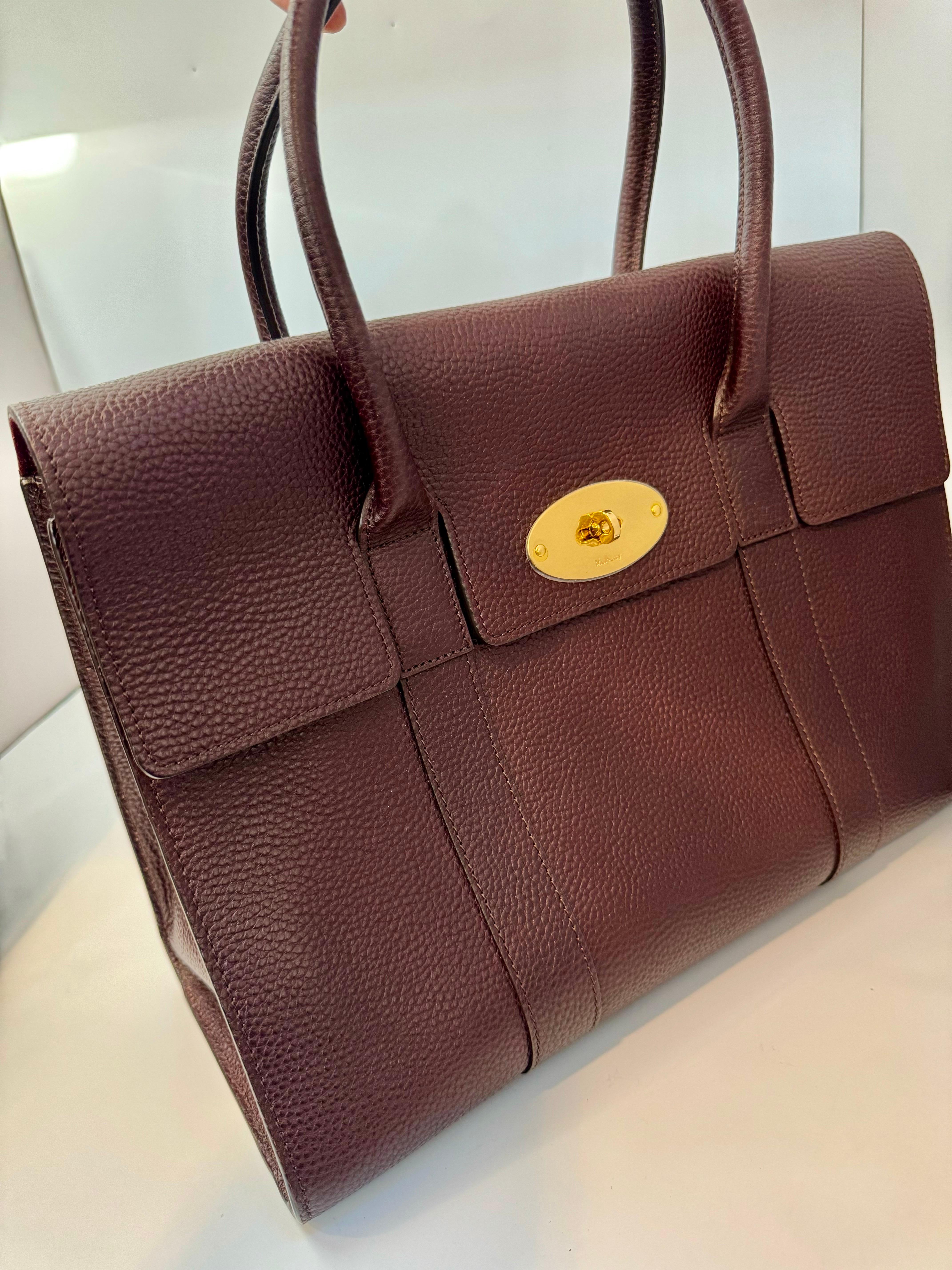 Black MULBERRY Classic Bayswater bag in grained leather with double handle , Large New For Sale
