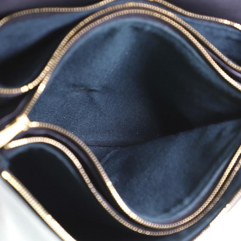 Mulberry  Clifton Crossbody Bag Leather Medium In Good Condition In NY, NY