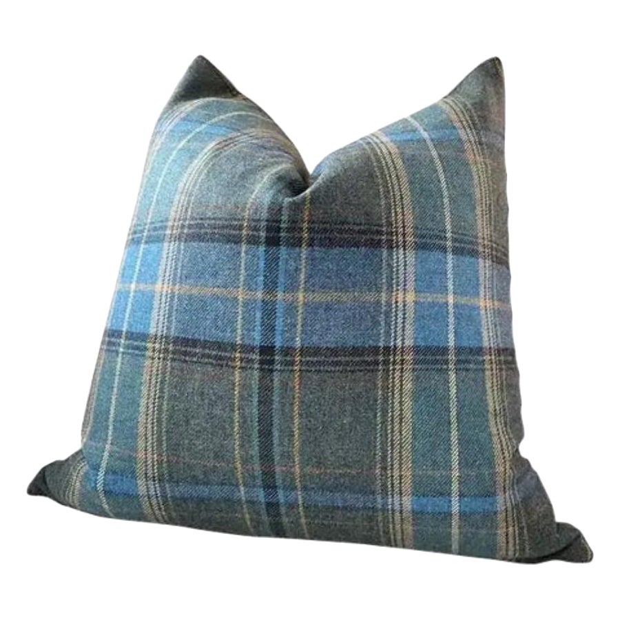 Mulberry per Lee Jofa Cuscino "Shetland Plaid" in lana blu con imbottitura in piuma d
oca da 22 pollici, Singolo