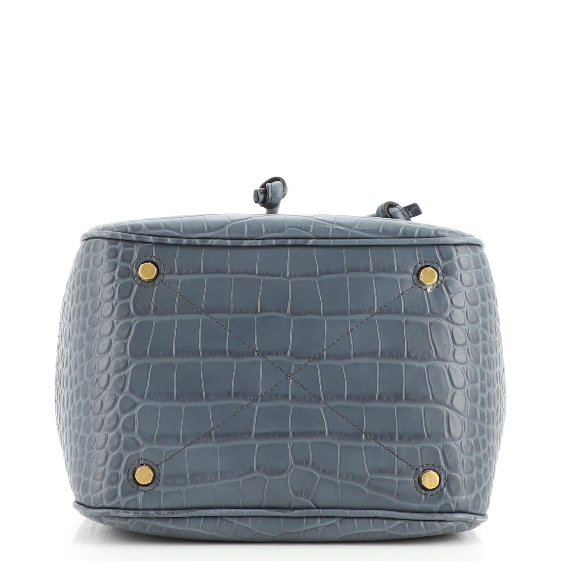 Mulberry Hampstead Bucket Bag Crocodile Embossed Leather Medium In Good Condition In NY, NY