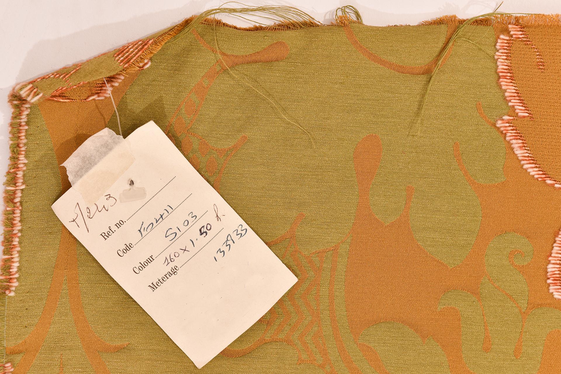 Other Mulberry Lee Jofa Silk For Sale
