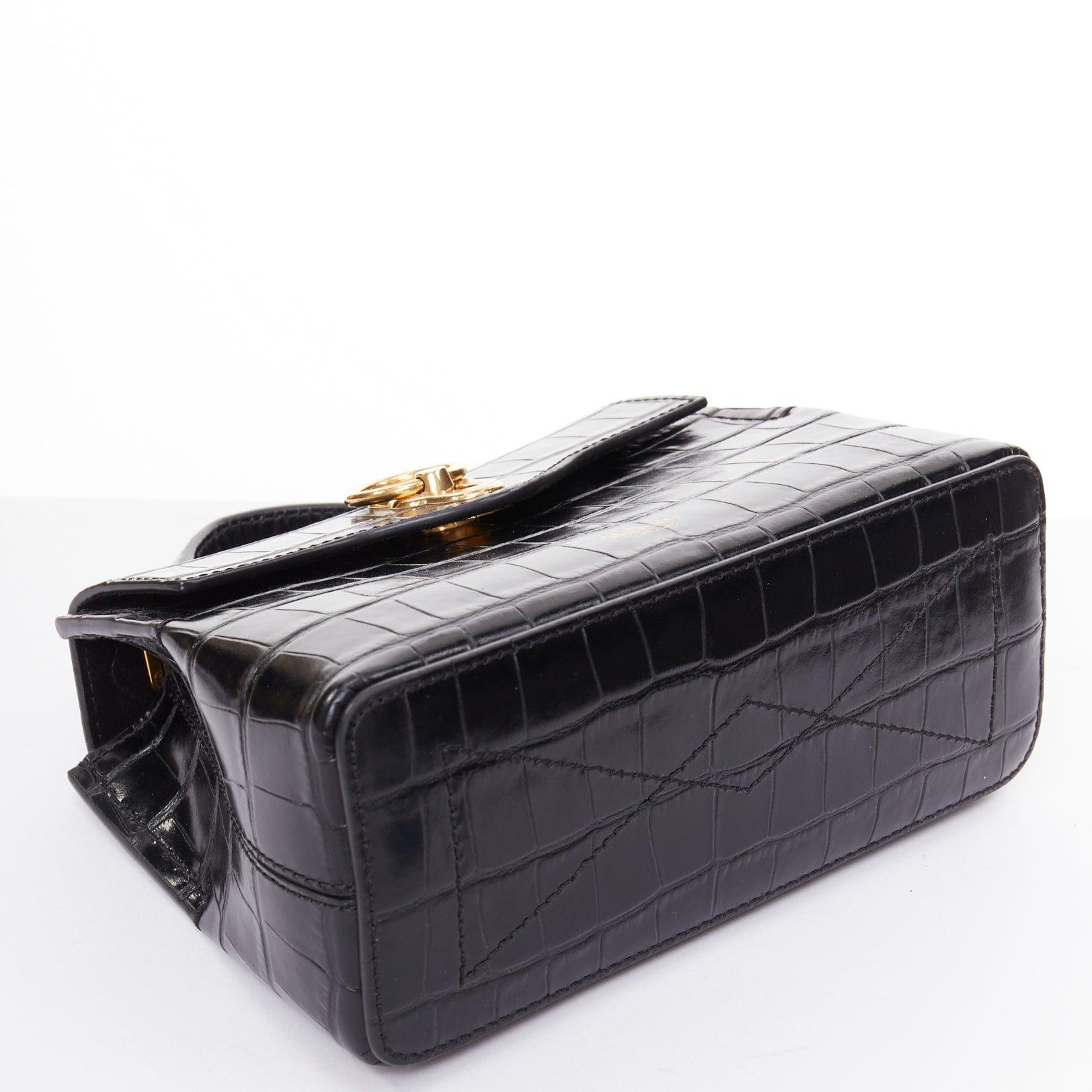 MULBERRY Micro Seaton schwarzes geprägtes Rindsleder goldenes Drehverschluss-Logo Crossbody Bag im Angebot 1