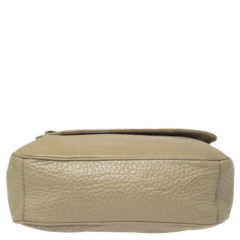 Mulberry Olive Green Leather Flap Crossbody Bag In Good Condition In Dubai, Al Qouz 2