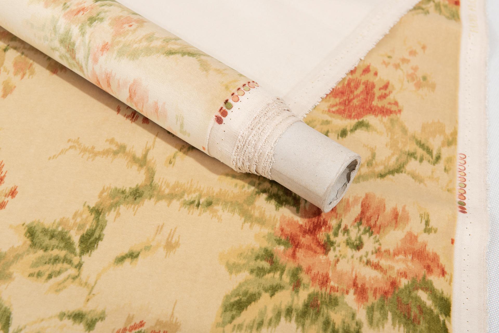 American Classical Mulberry Pastel Velvet with Flowers For Sale