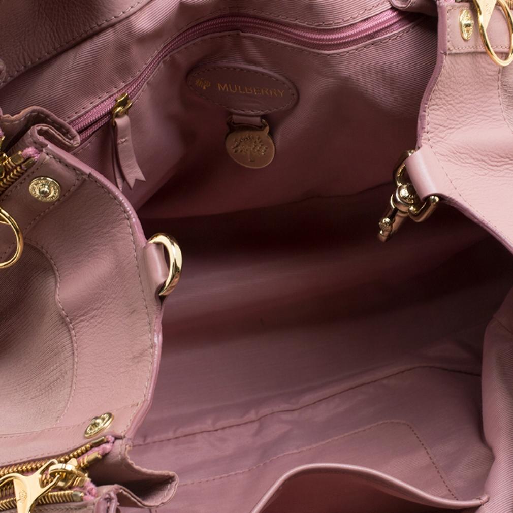 Mulberry Pink Leather Drawstring Tote In Good Condition In Dubai, Al Qouz 2