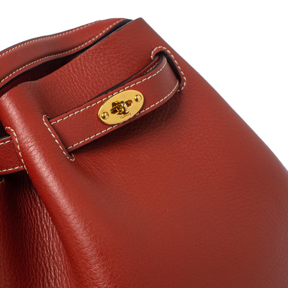 Mulberry Red Leather Tyndale Bucket Bag In Excellent Condition In Dubai, Al Qouz 2