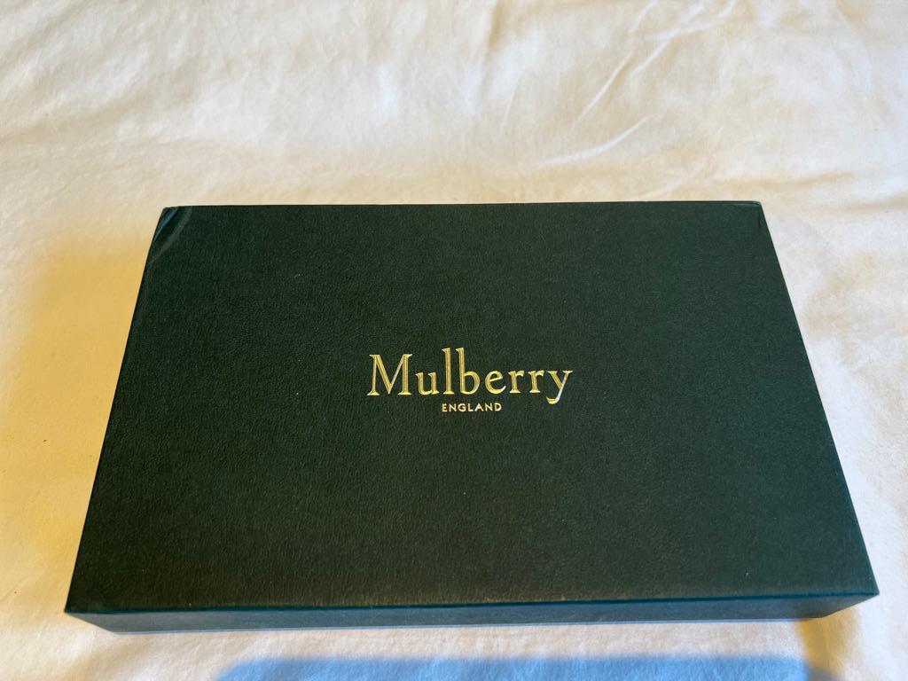 Pelle Portafoglio lungo Mulberry Tree in pelle incrociata di argilla, scatola originale, inutilizzato in vendita