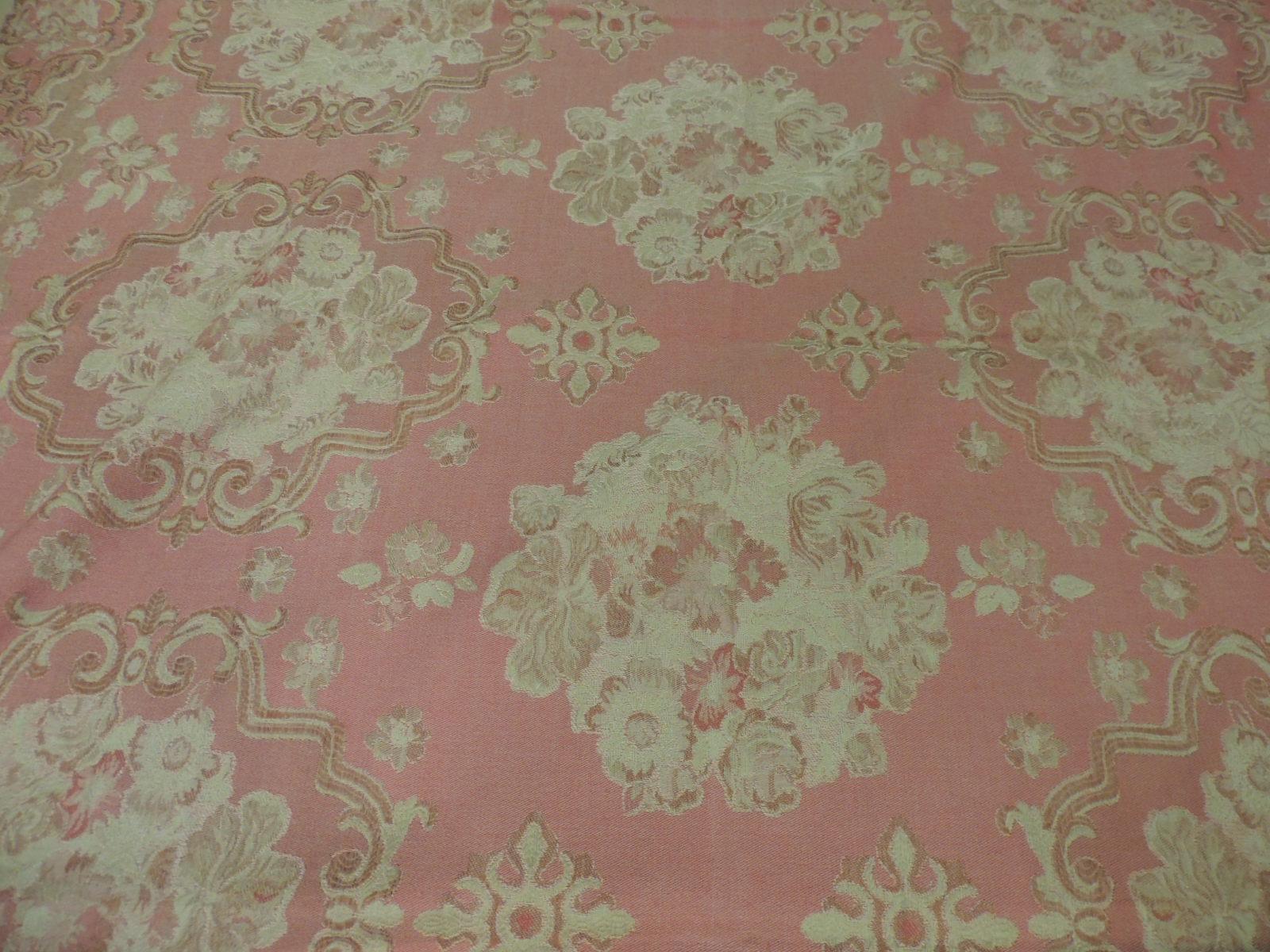 Wool Mulberry Woven Dusty Rose Floral Throw