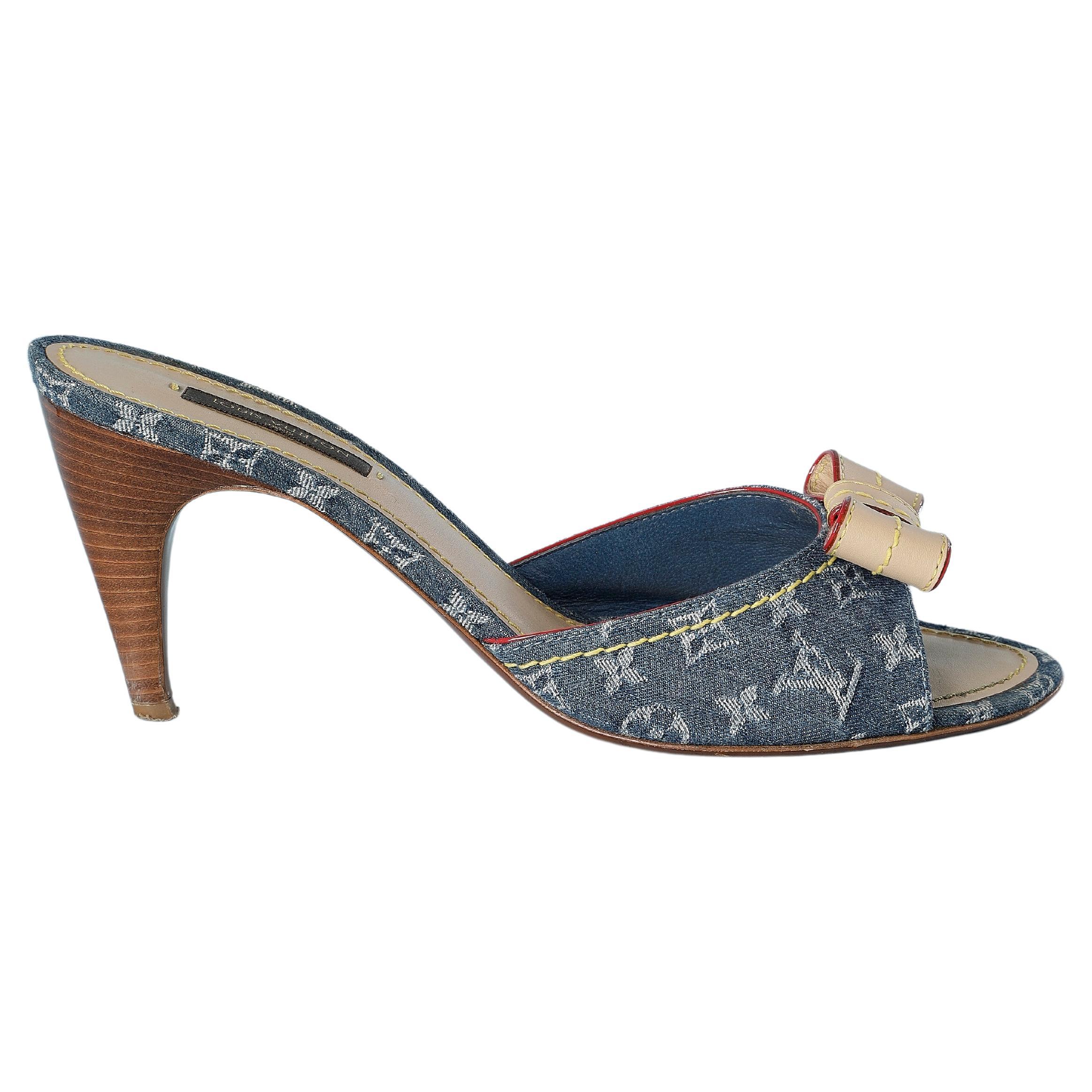 Mule sandal with branded cotton denim canevas and leather bow Louis Vuitton 