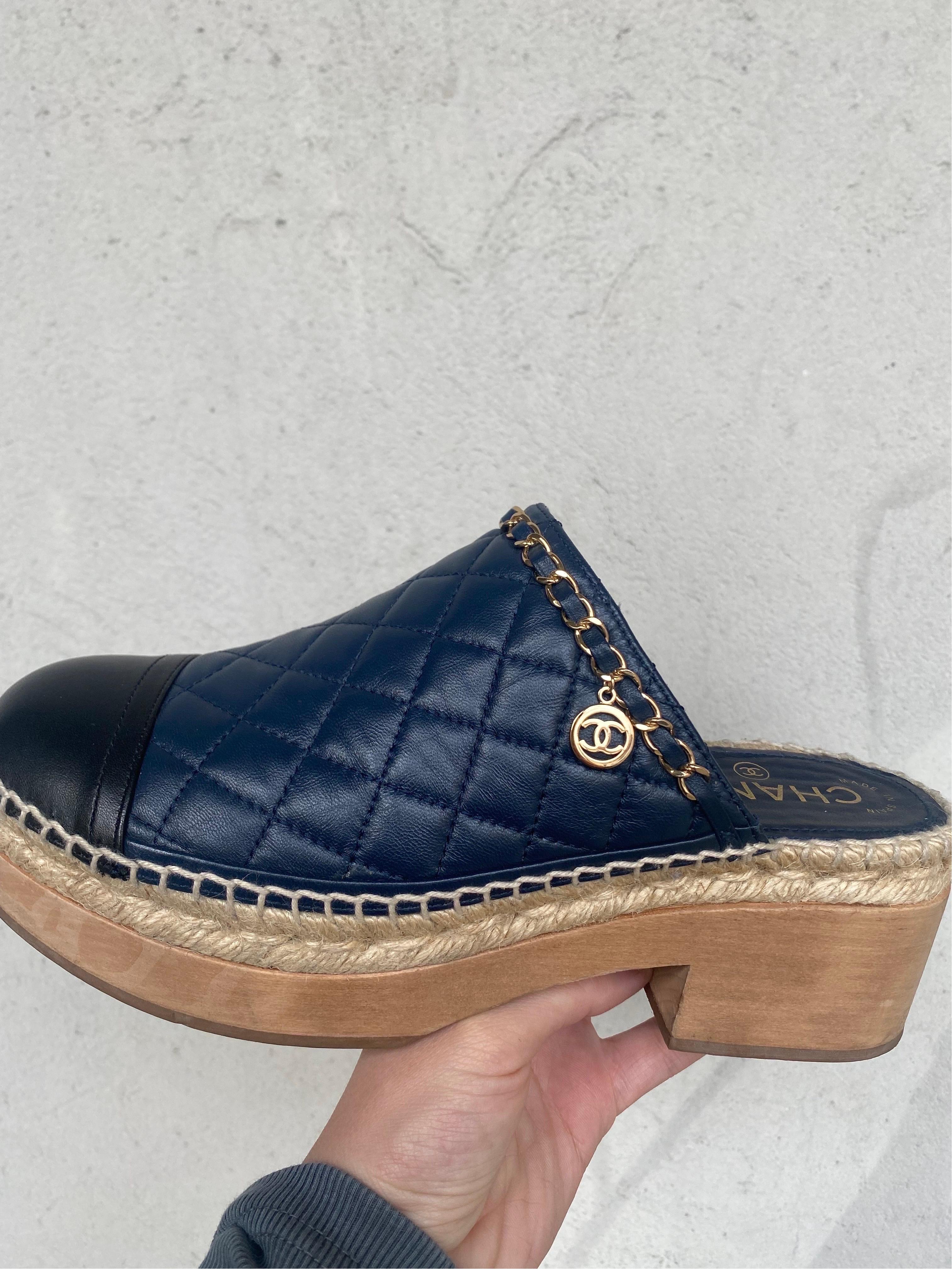 Mules clogs Chanel 2