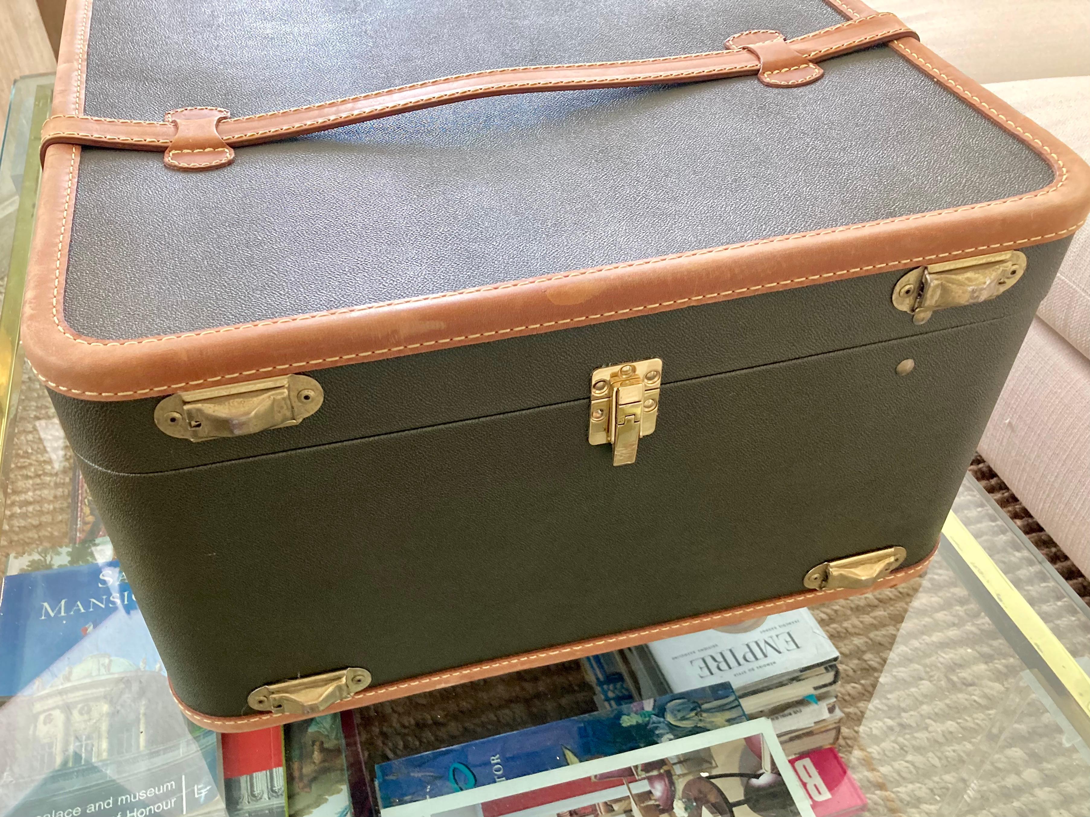Mulholland Brothers Travel Trunk With Casters For Sale 2