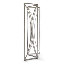 Paravent de pièce Mulholland en argent ancien par Innova Luxuxy Group