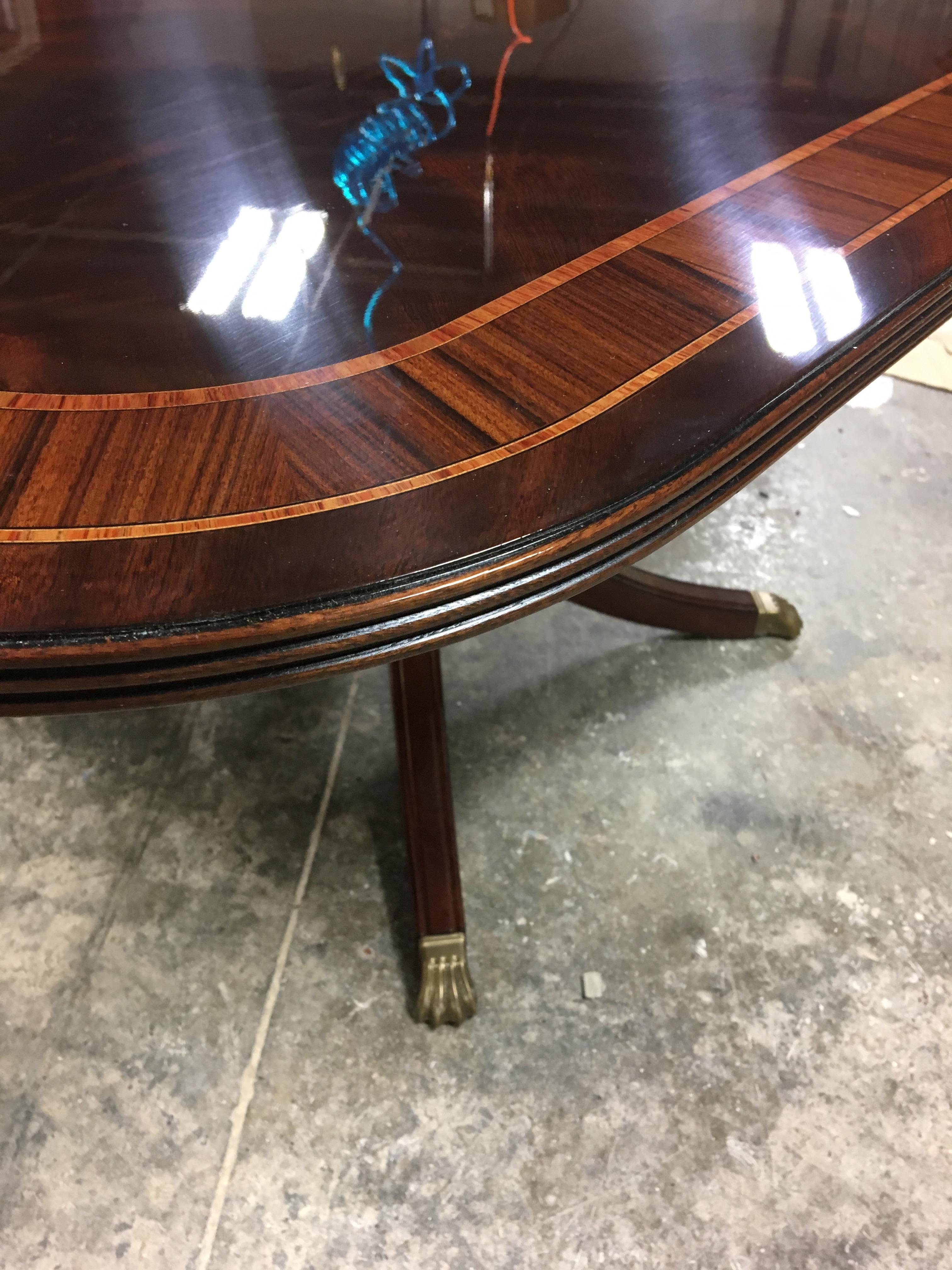 Multi-Banded Wide Mahogany Georgian Style Dining Table by Leighton Hall In New Condition In Suwanee, GA