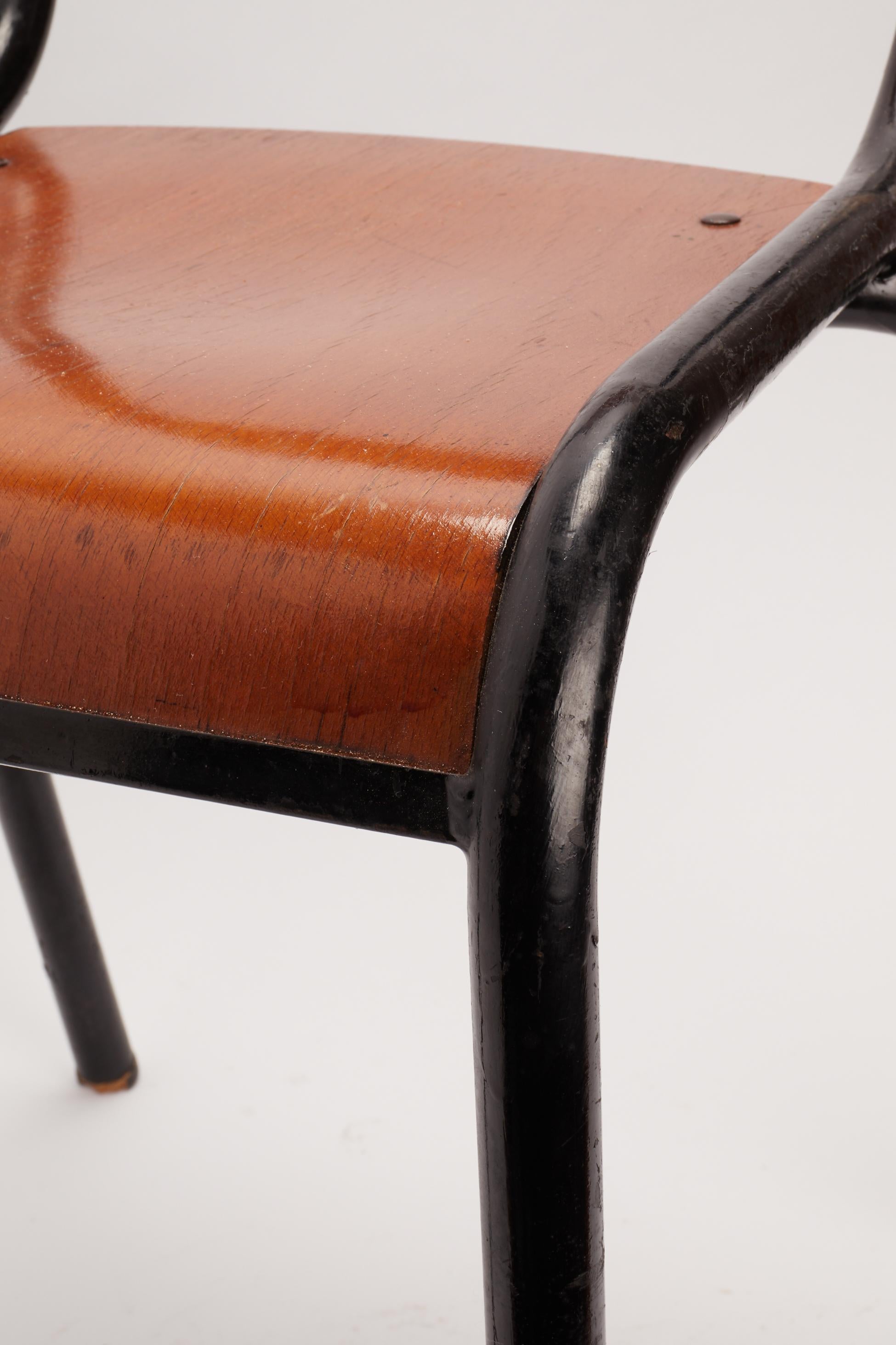 Mullca 511 Chair Designer Gaston Cavaillon, France, 1950 For Sale 1