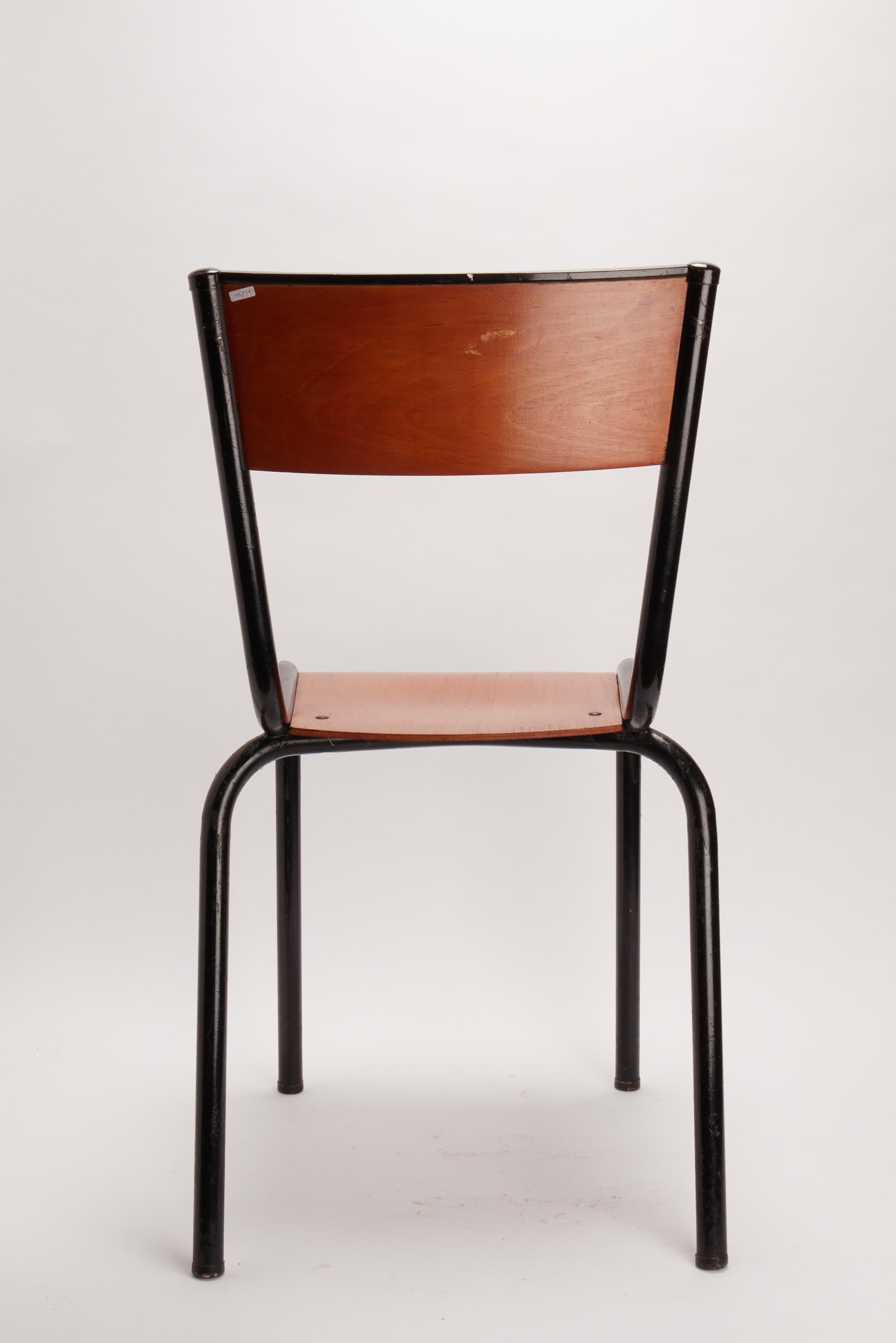 Mullca 511 Chair Designer Gaston Cavaillon, France, 1950 In Excellent Condition For Sale In Milan, IT