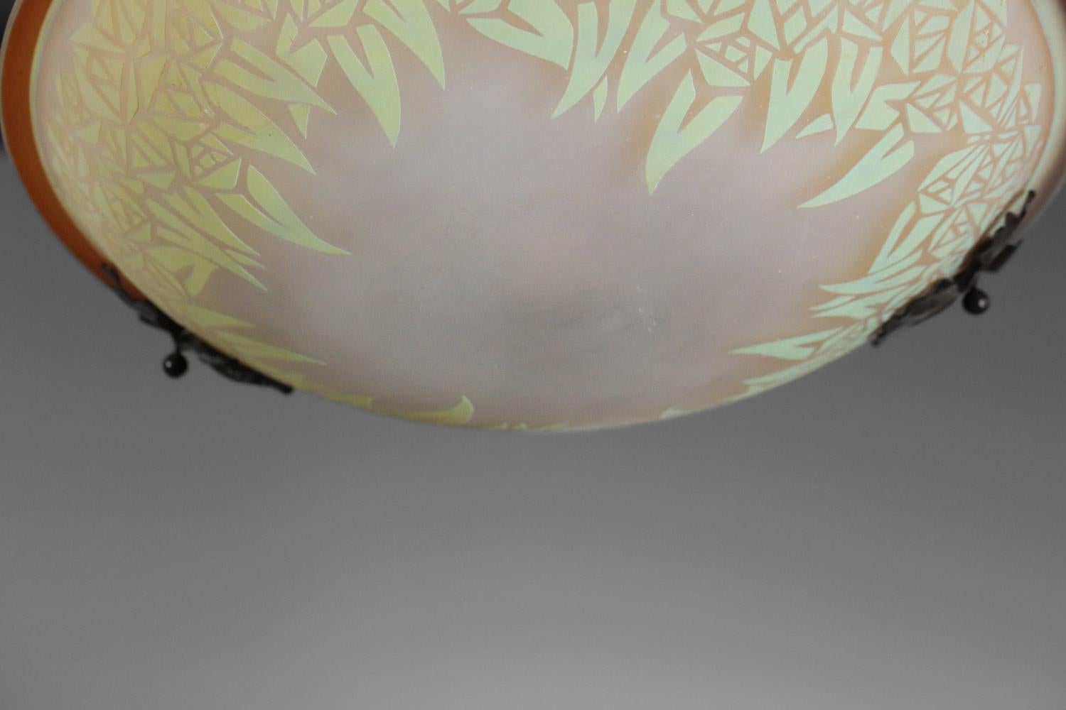 Muller et frères Luneville acid-etched glass chandelier from the 1930s For Sale 5