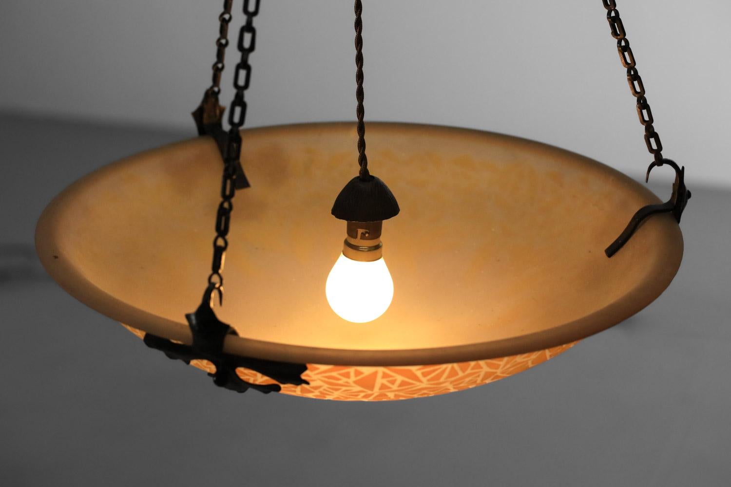 Art Deco Muller et frères Luneville acid-etched glass chandelier from the 1930s For Sale