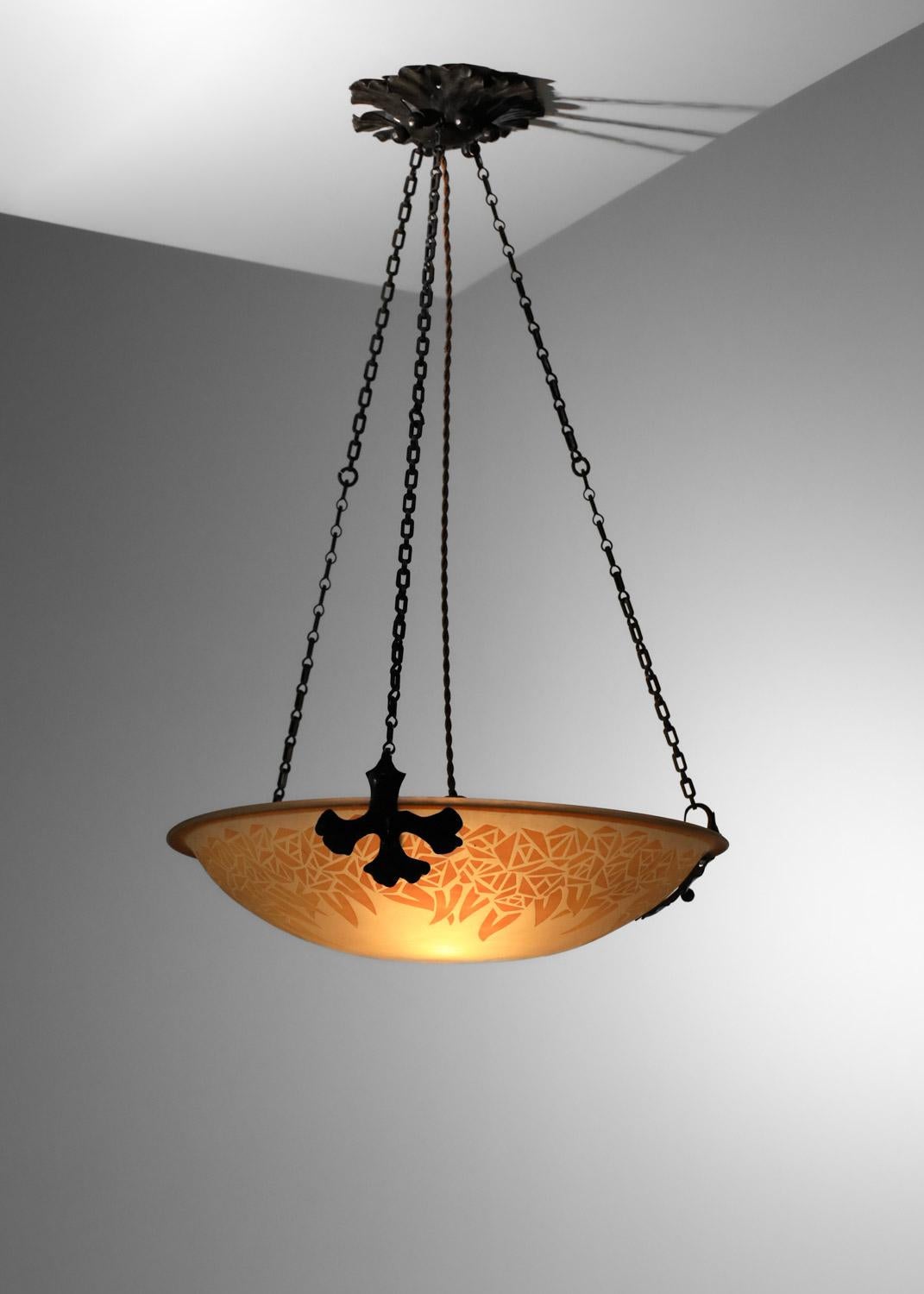 French Muller et frères Luneville acid-etched glass chandelier from the 1930s For Sale