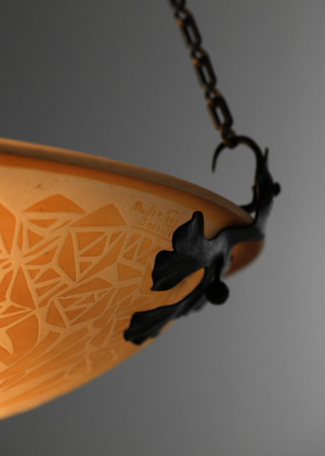 Muller et frères Luneville acid-etched glass chandelier from the 1930s In Good Condition For Sale In Ternay, Auvergne-Rhône-Alpes