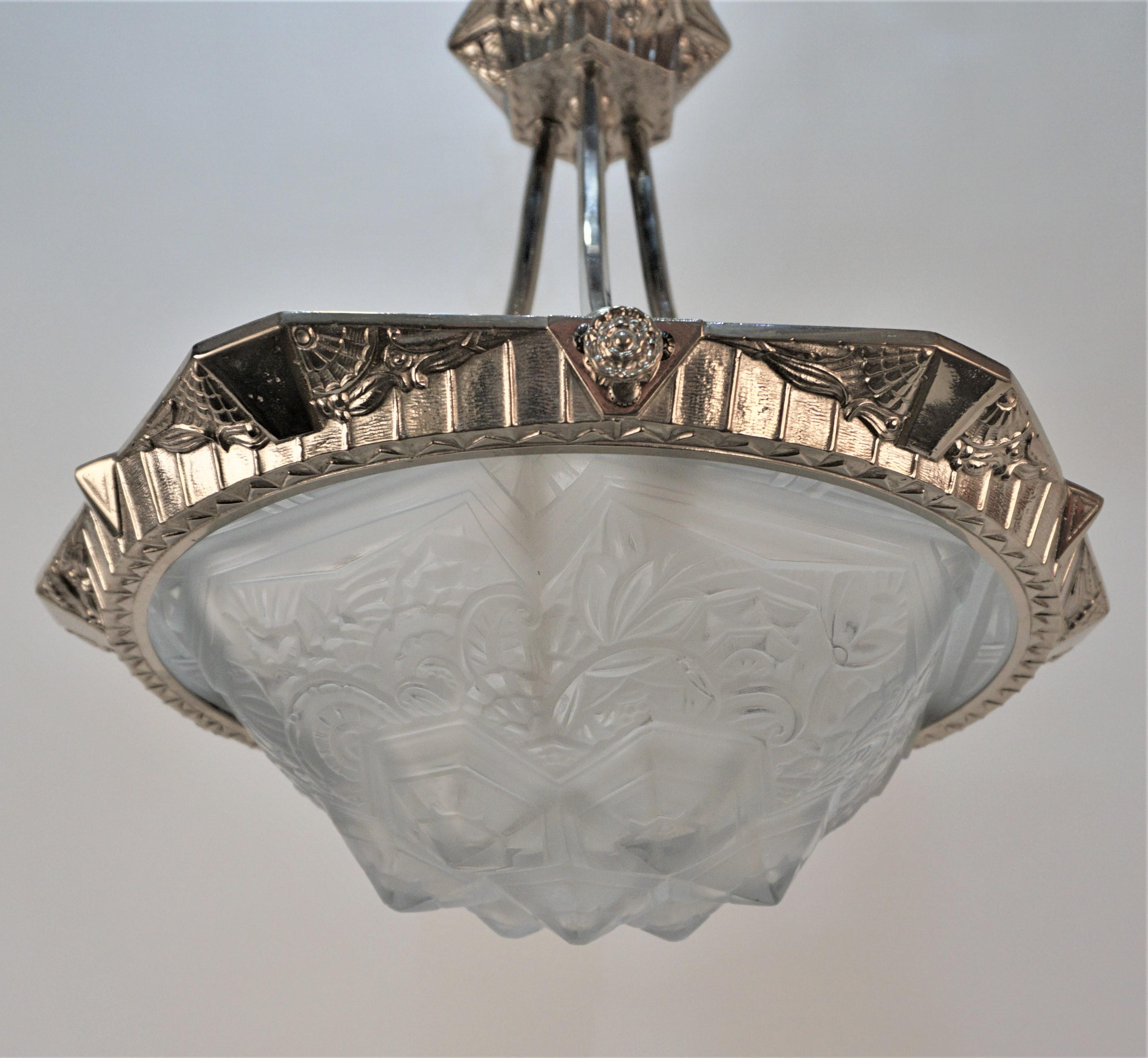 Muller Freres 1920's Art deco chandelier  For Sale 2