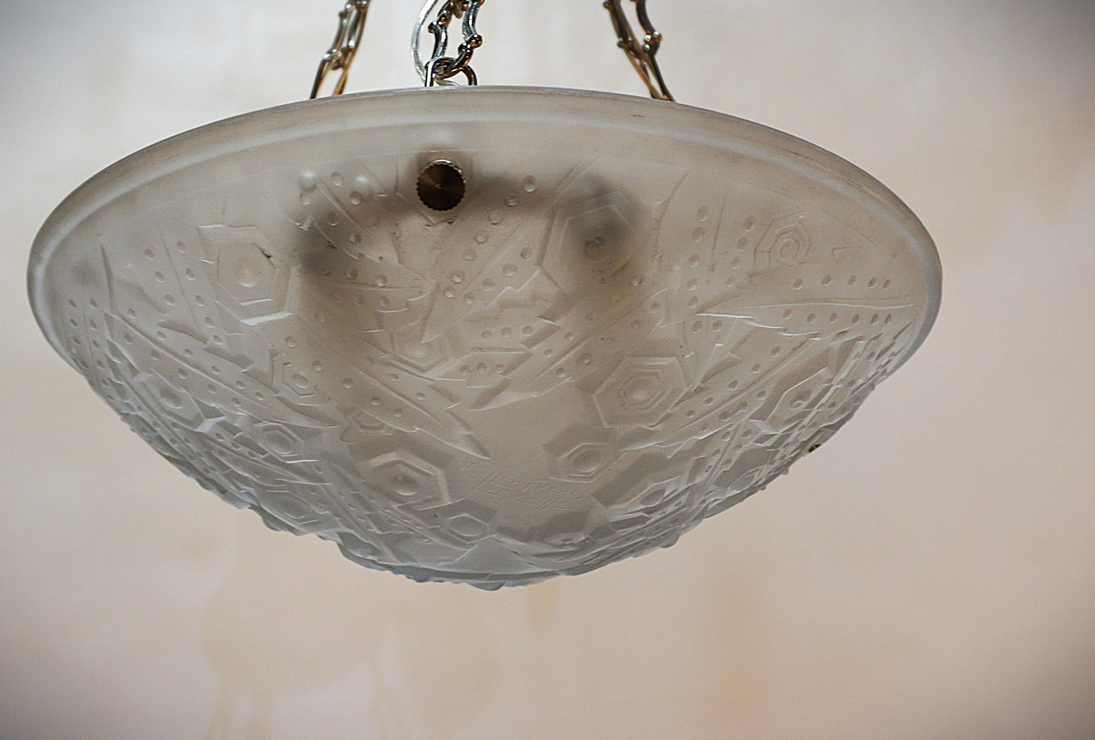 Muller Freres 1920's Art Deco Pendent Chandelier For Sale 5