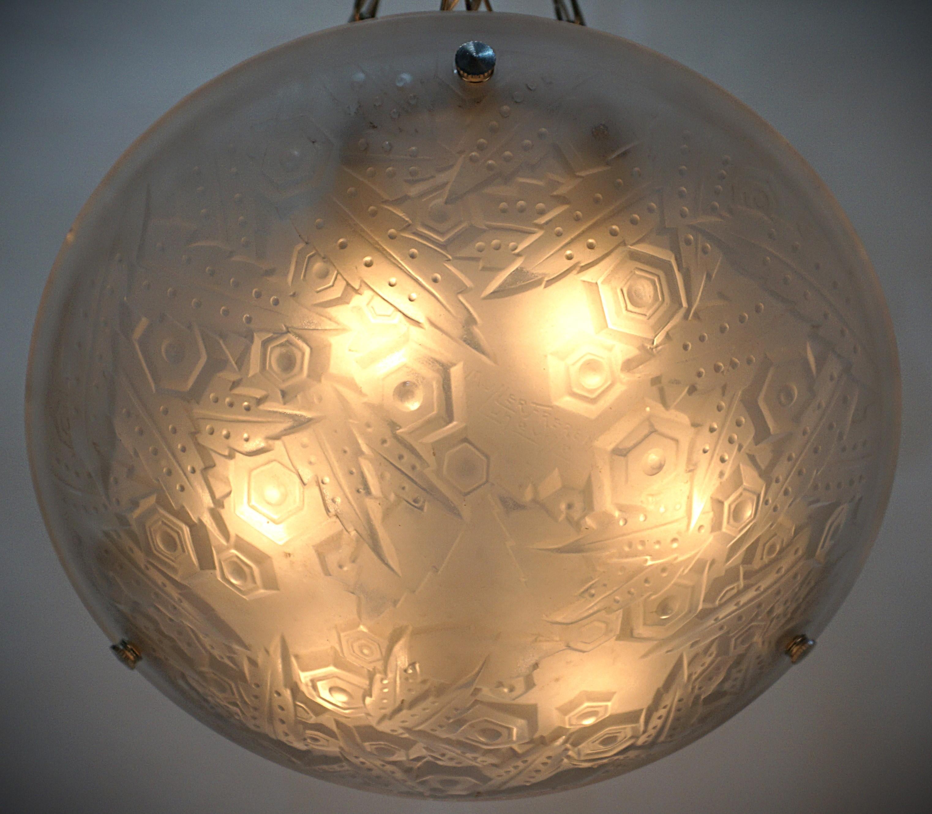 Muller Freres 1920's Art Deco Pendent Chandelier For Sale 3
