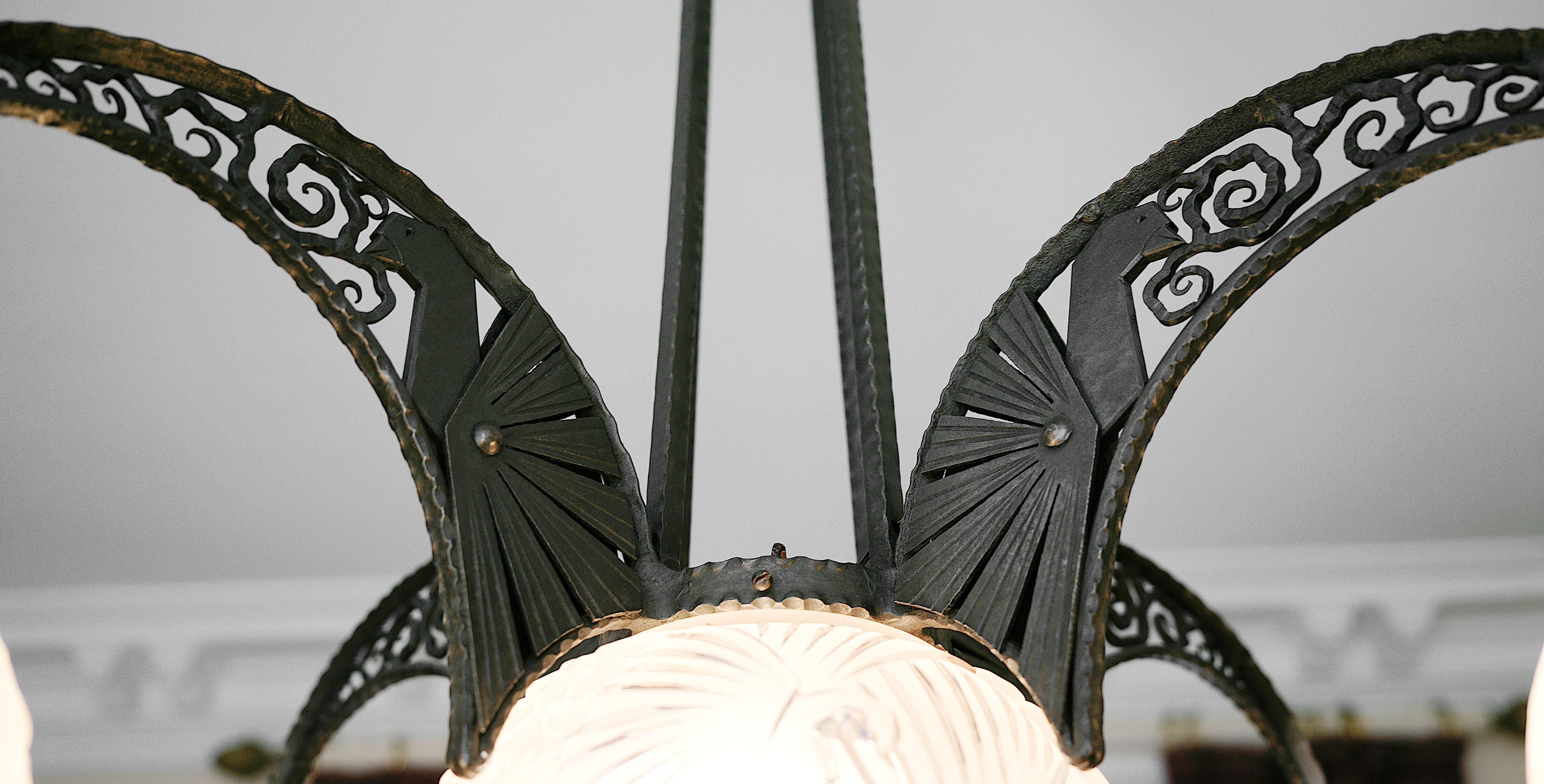 Vetro Muller Freres & Andre Kovacs Grande lampadario francese Art Déco rosa, 1920 in vendita