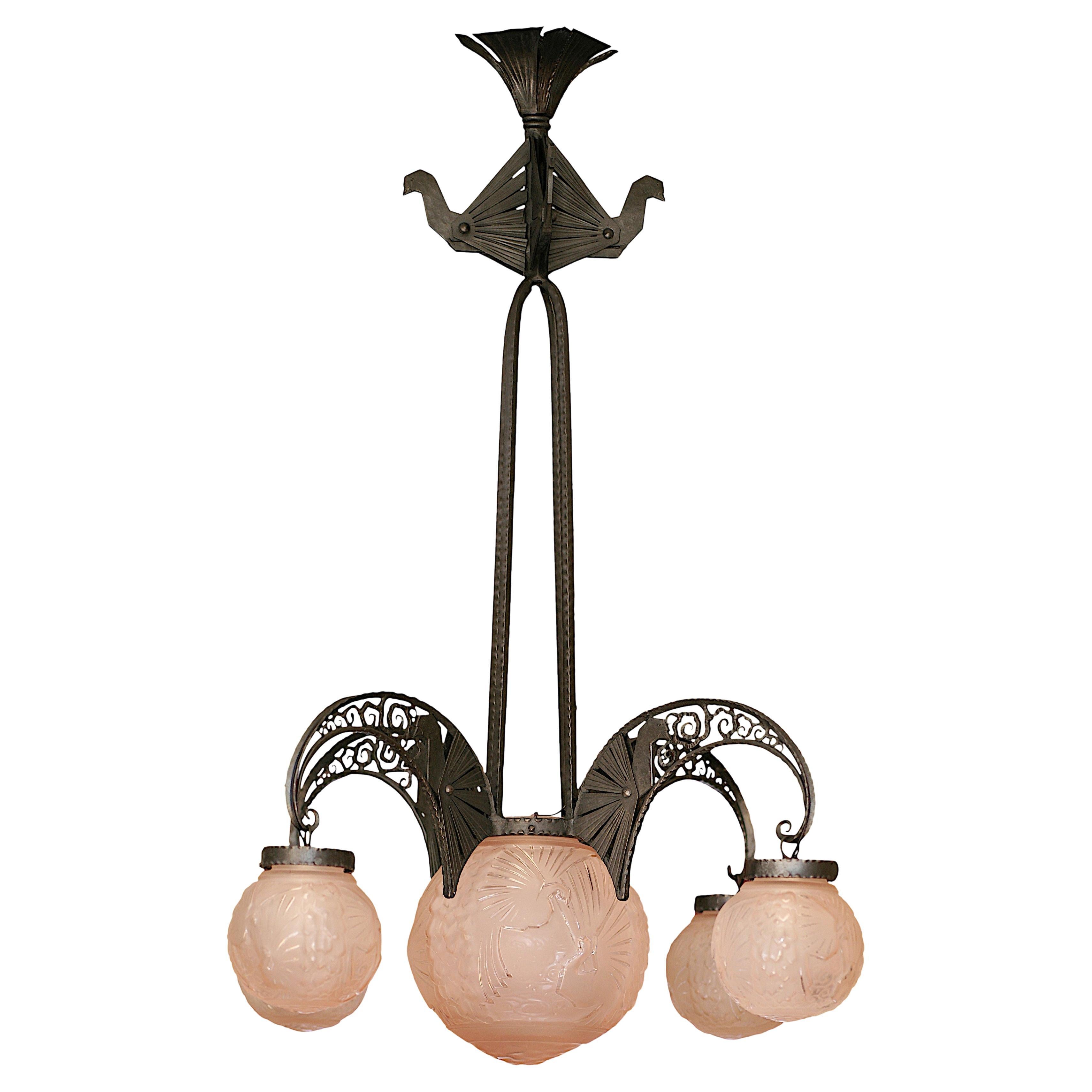 Muller Freres & Andre Kovacs Grande lampadario francese Art Déco rosa, 1920