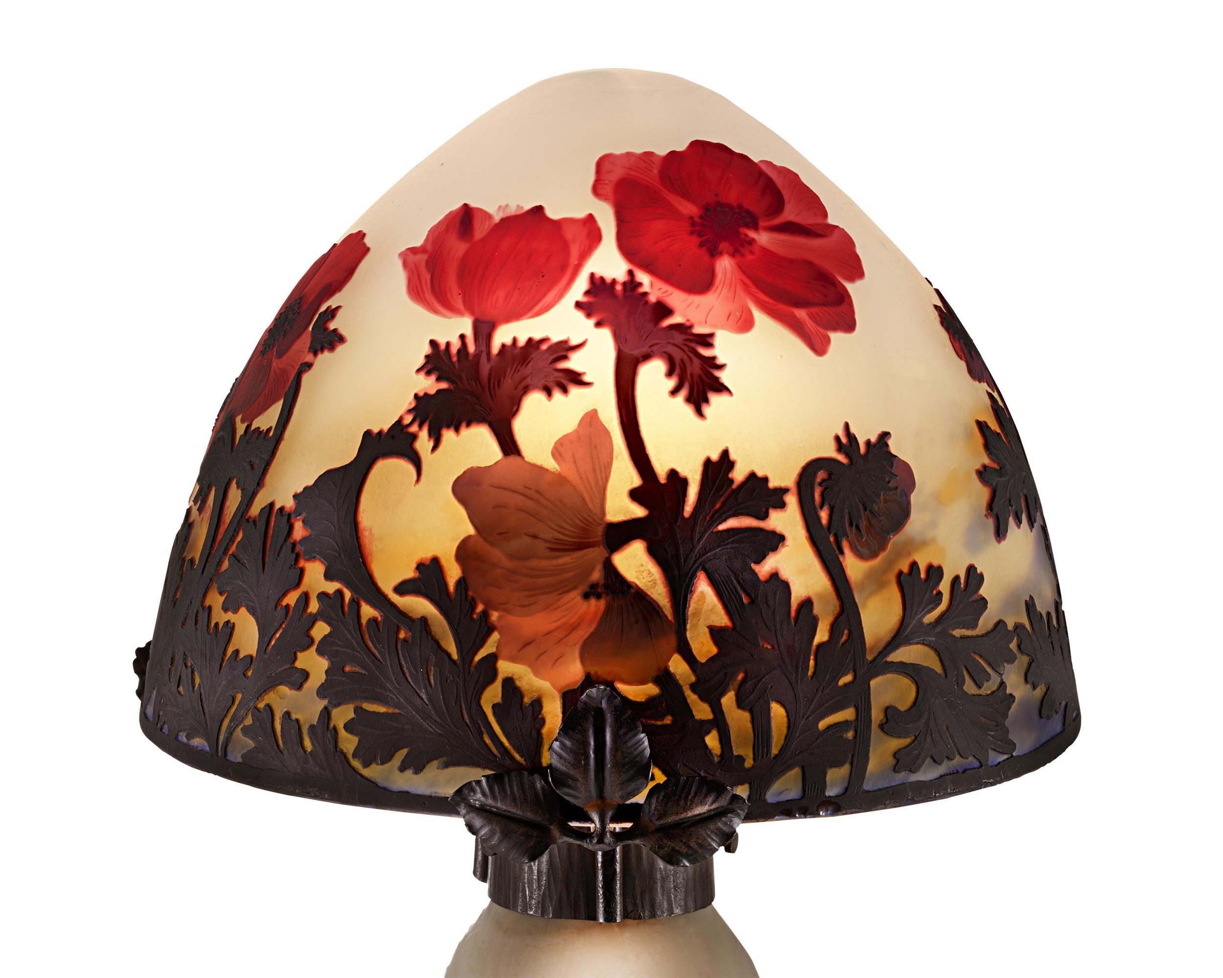 French Muller Fréres Anemone Cameo Glass Lamp