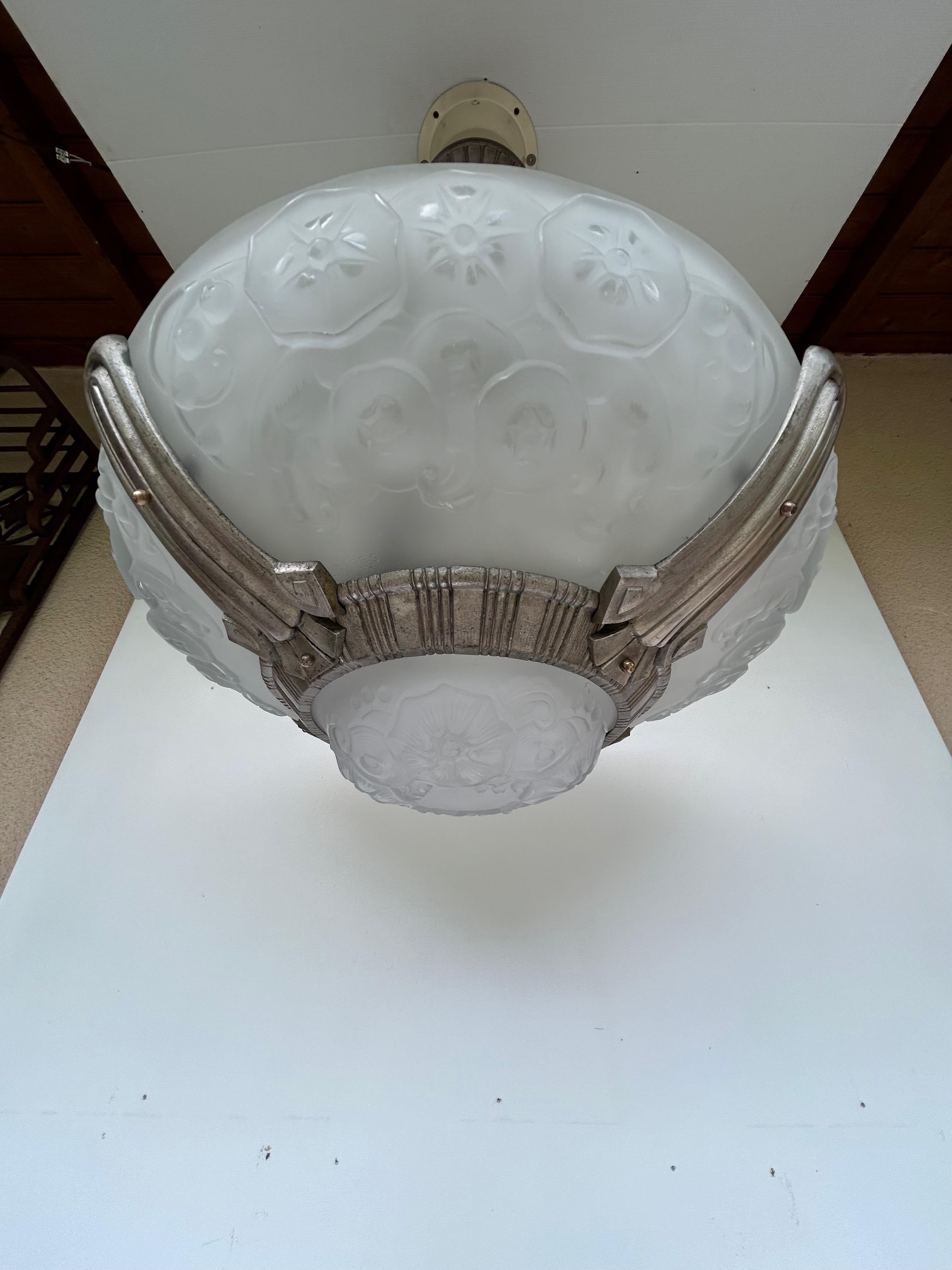 Muller Frères Art Deco Chandelier For Sale 3