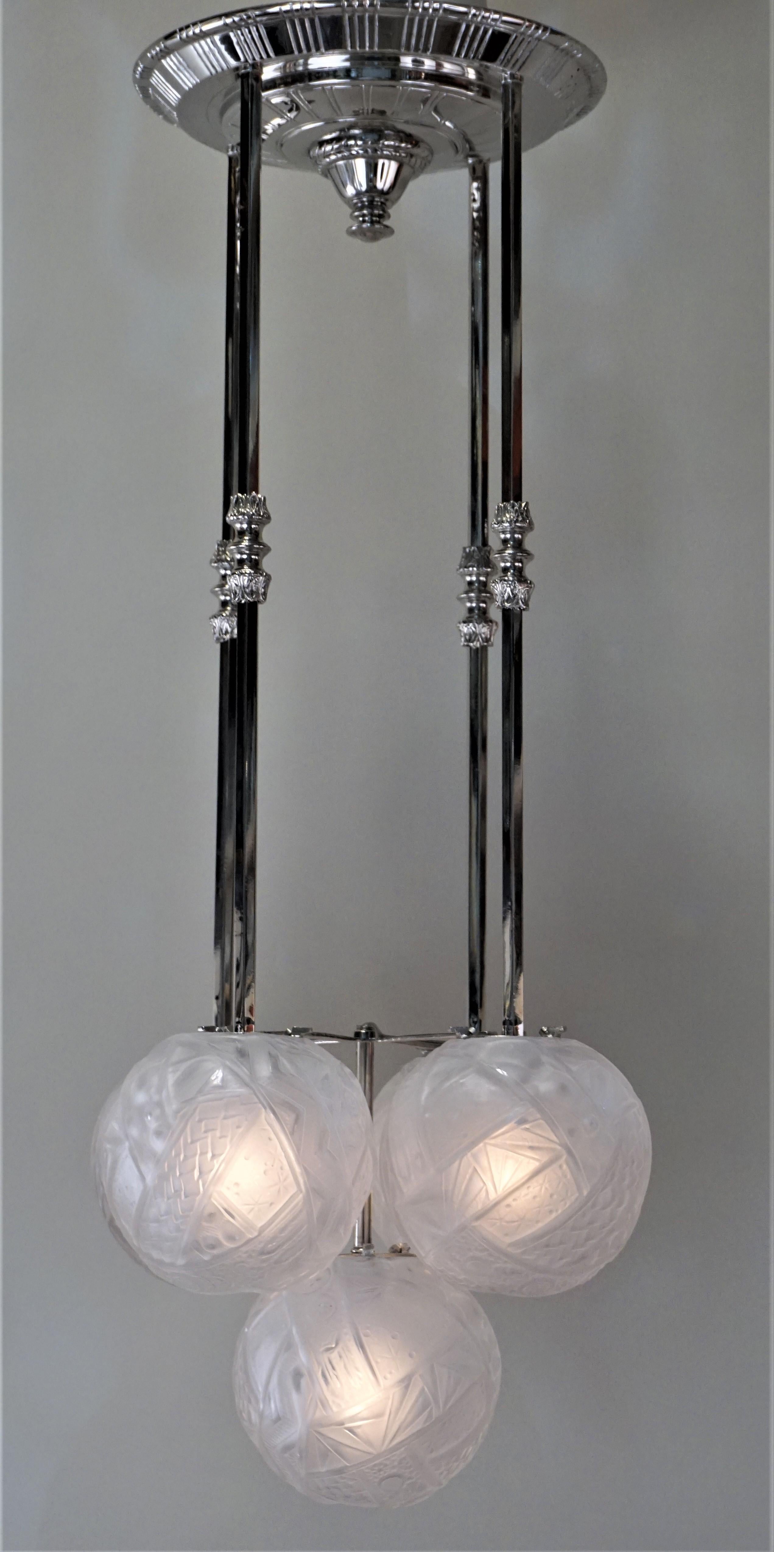 Muller Frères Art Deco Glass and Nickel Chandelier 2