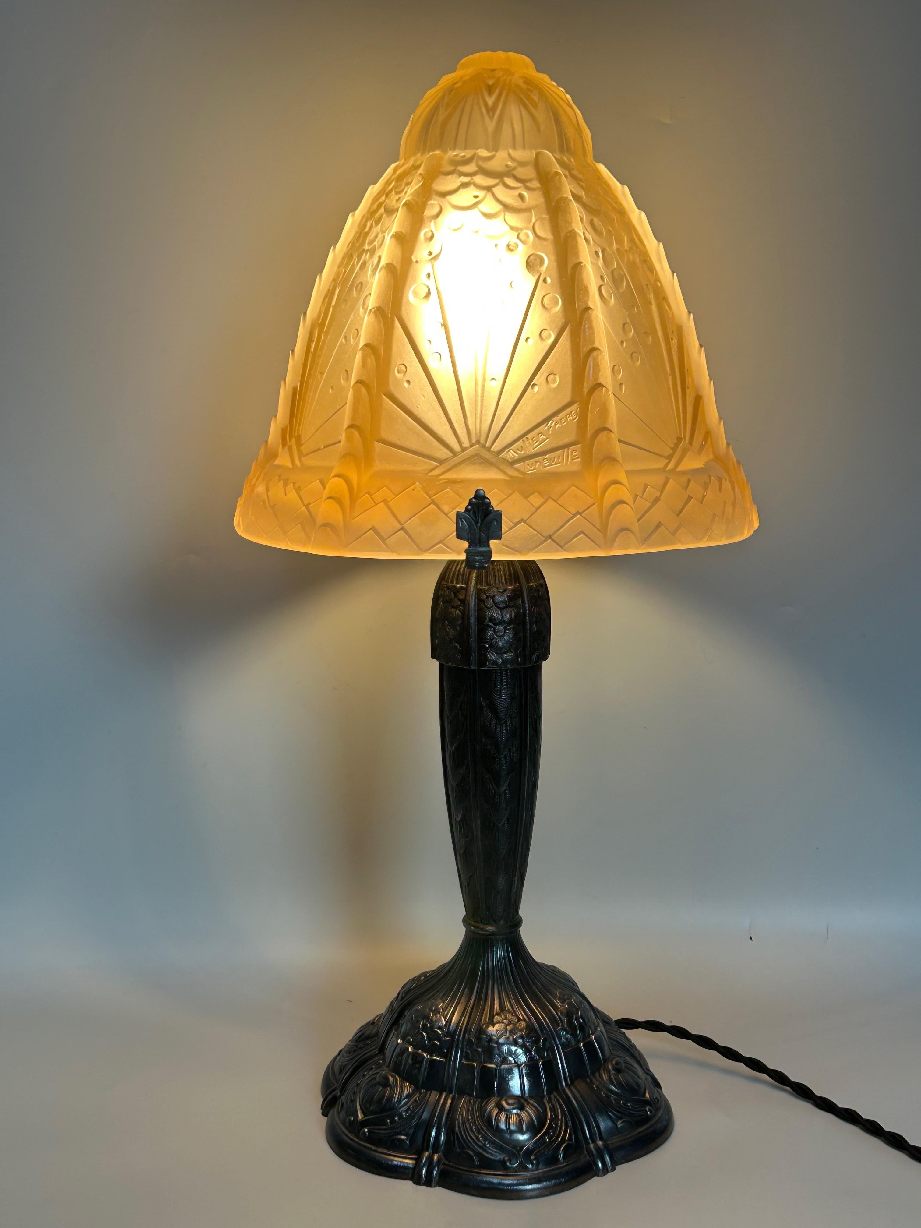 Lampe Art Déco Muller Frères en vente 1