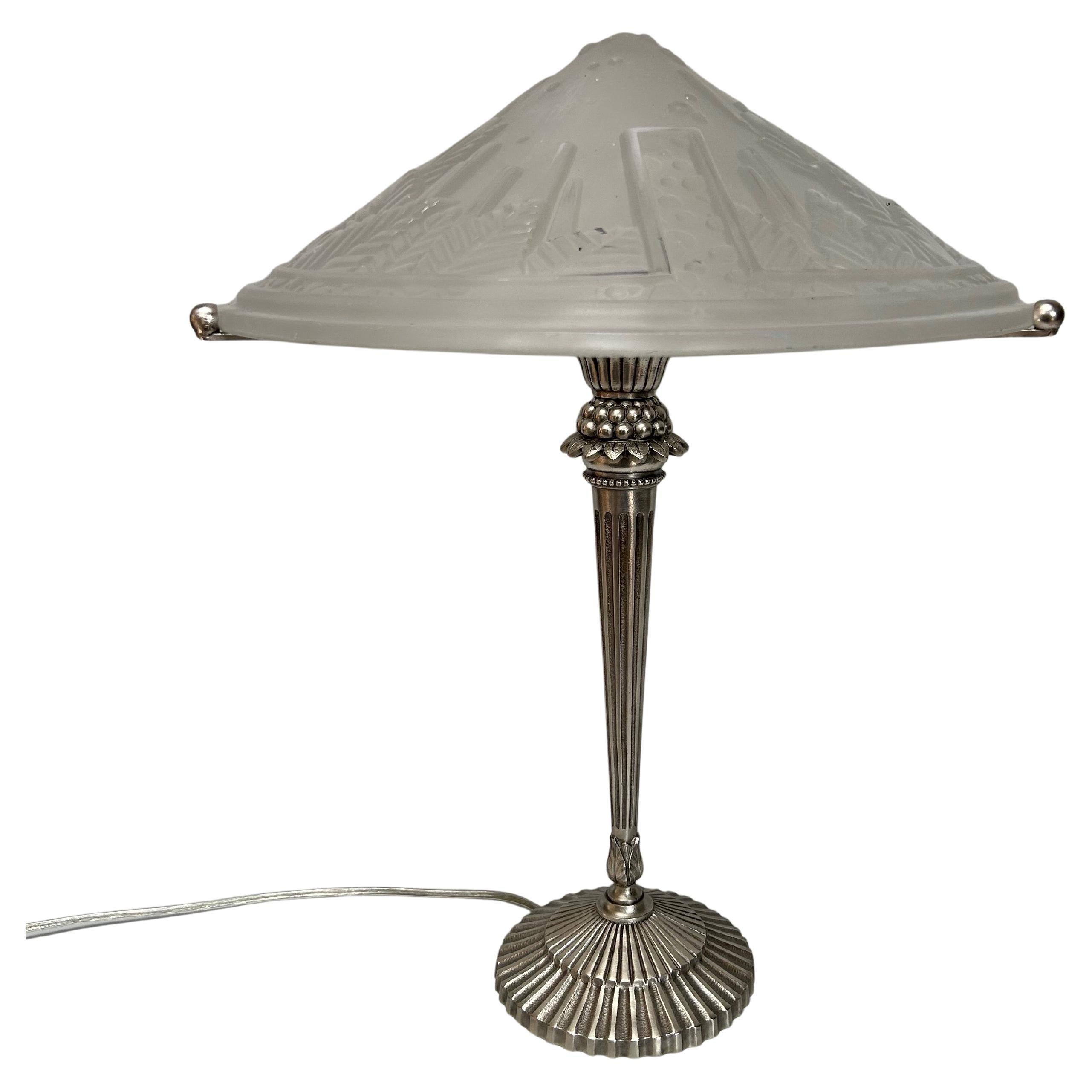 Muller Freres Art Deco Lamp