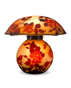 Muller Frères Cameo Glass Lamp