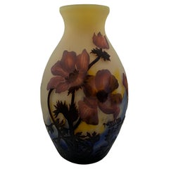 Muller Frères cameo vase circa 1910–1920