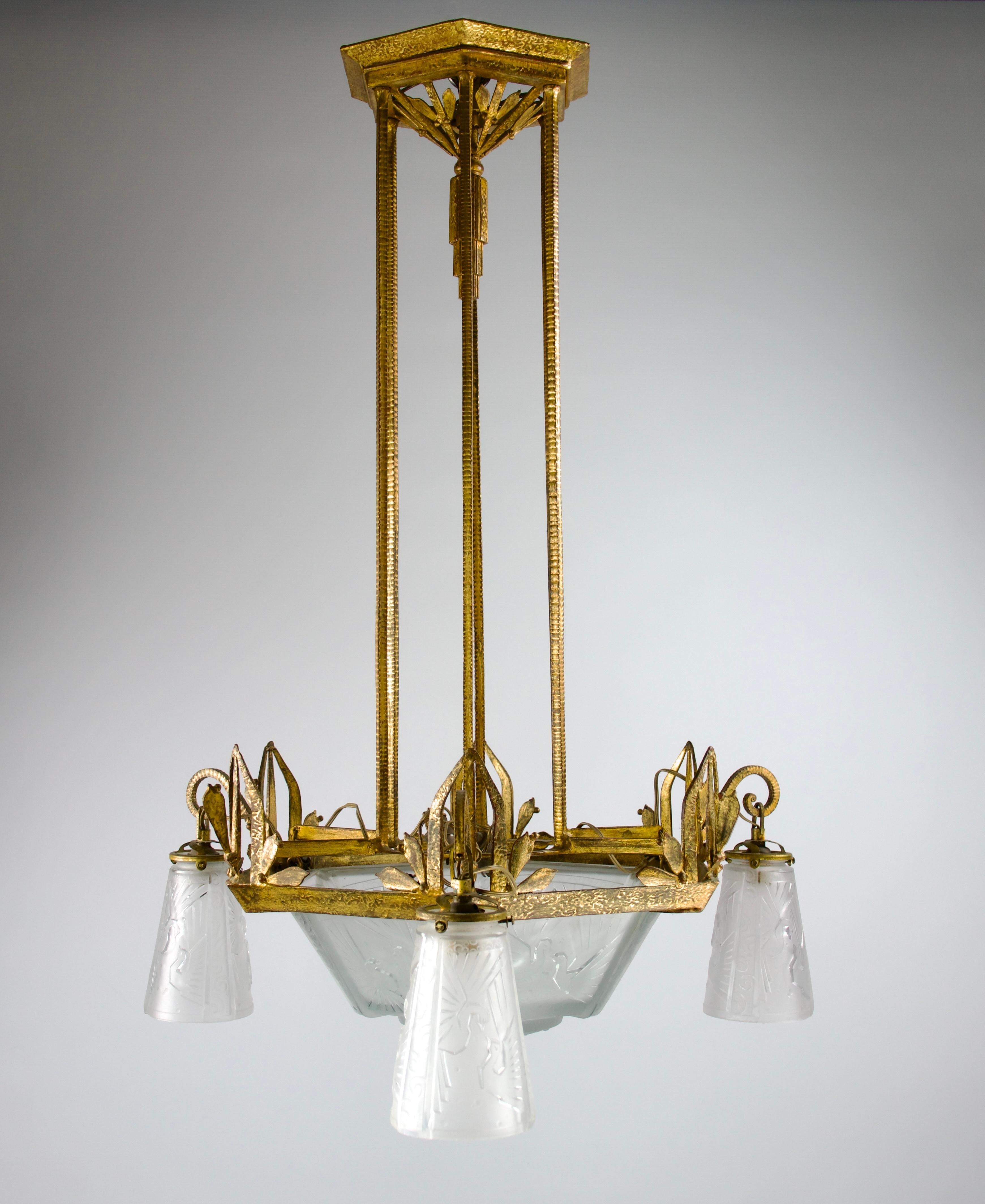 Muller Frères Chandelier, Gilt Frame and Peacock Motifs, French Art Deco For Sale 8