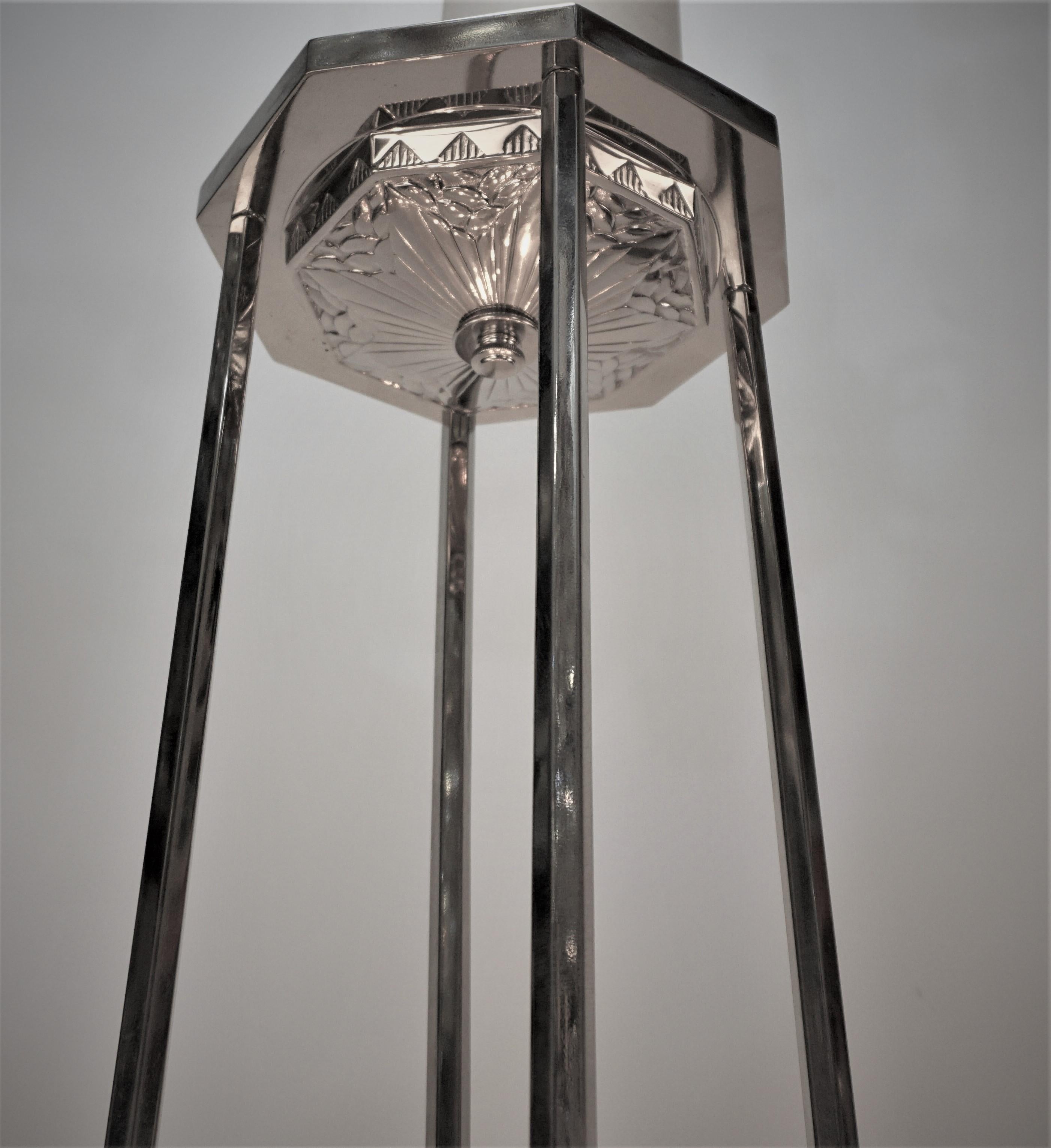 Early 20th Century Muller Freres French 1930 Art Deco Chandelier  For Sale