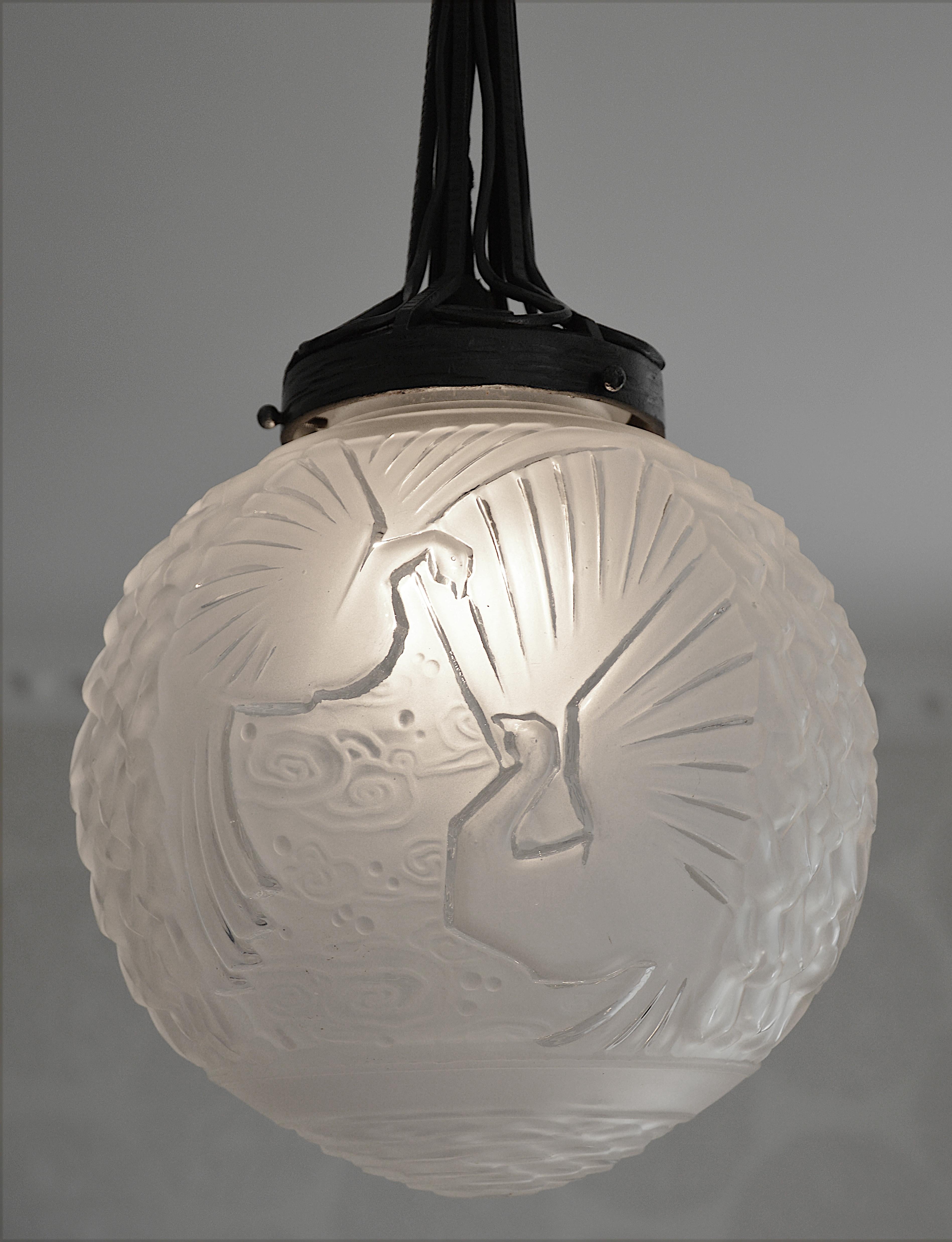 Frosted Muller Freres French Art Deco Bird Ceiling-Light, circa 1925