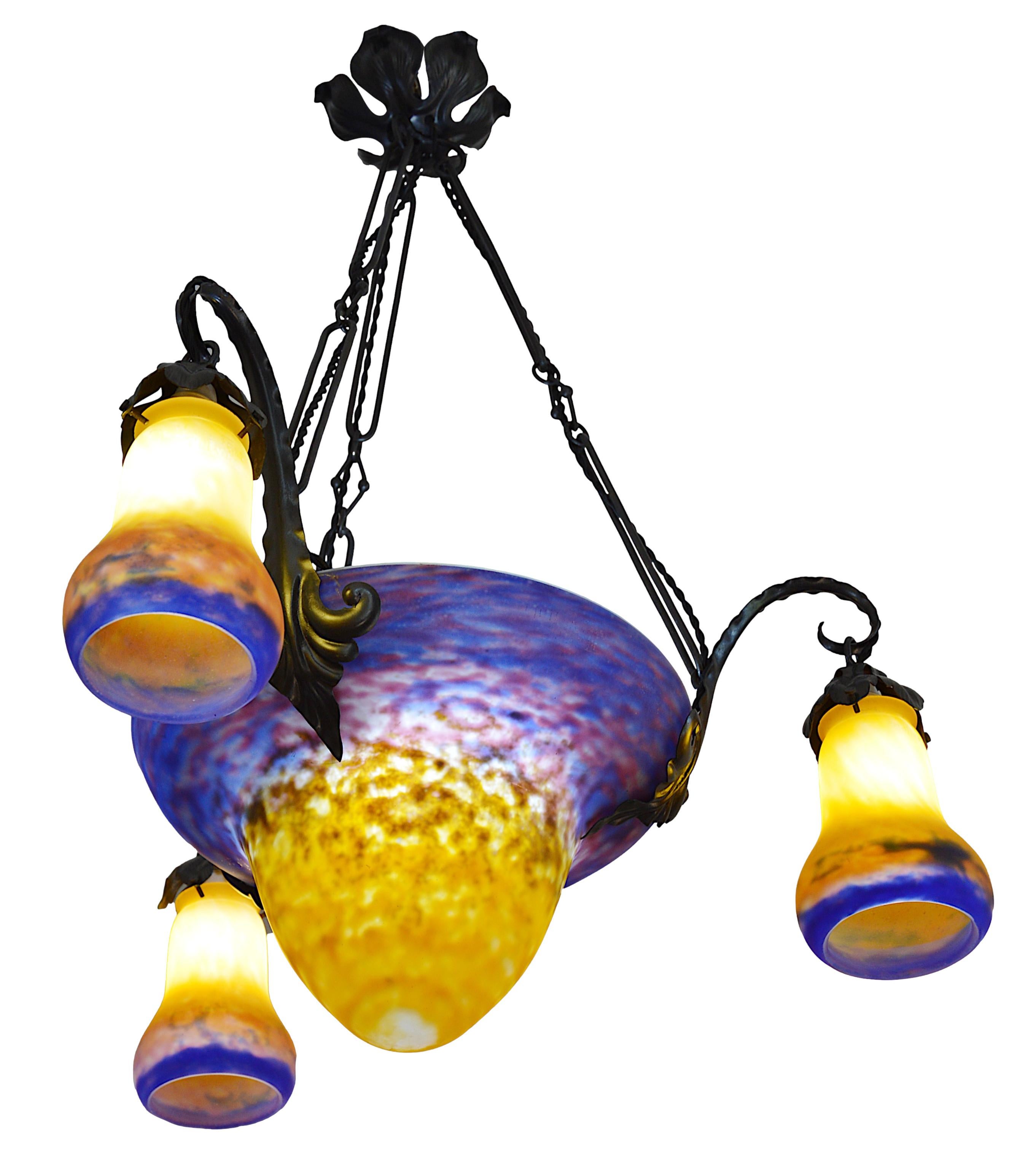 Early 20th Century Muller Freres French Art Deco Chandelier, Ca.1920 For Sale