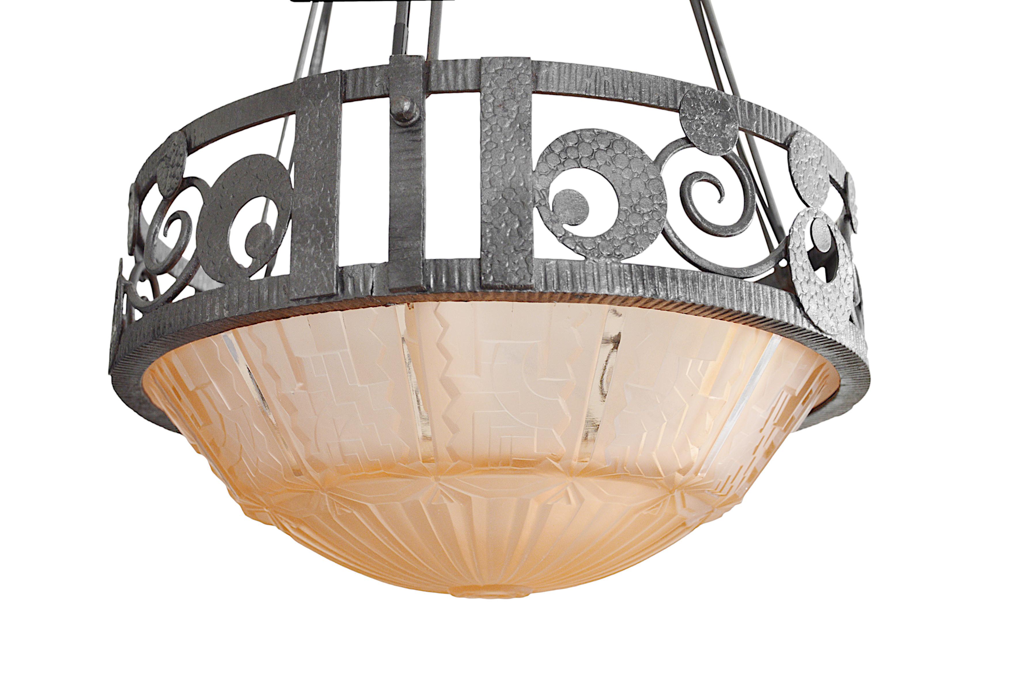 Stampato Lampadario a sospensione Art Deco francese di Muller Freres, 1920 in vendita