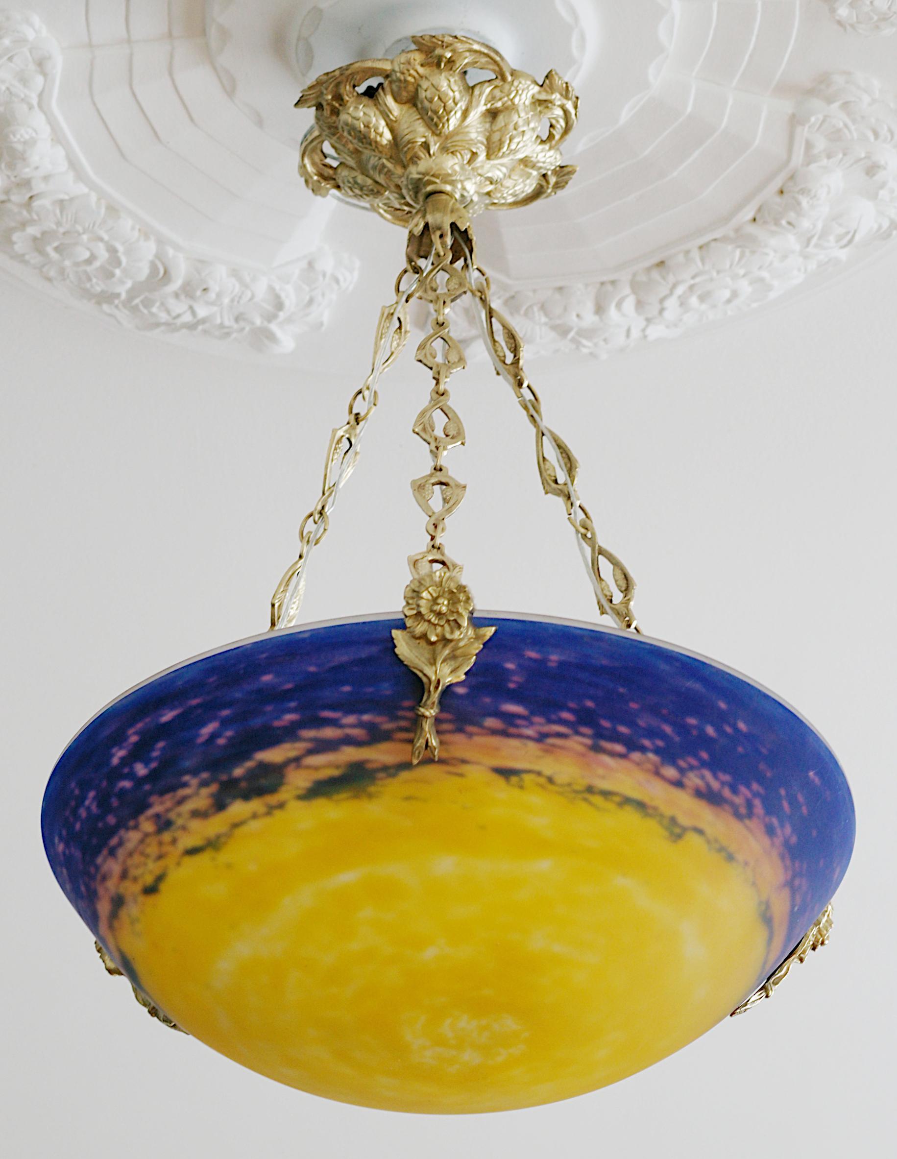 Muller Freres French Art Deco Pendant Chandelier, 1920 5